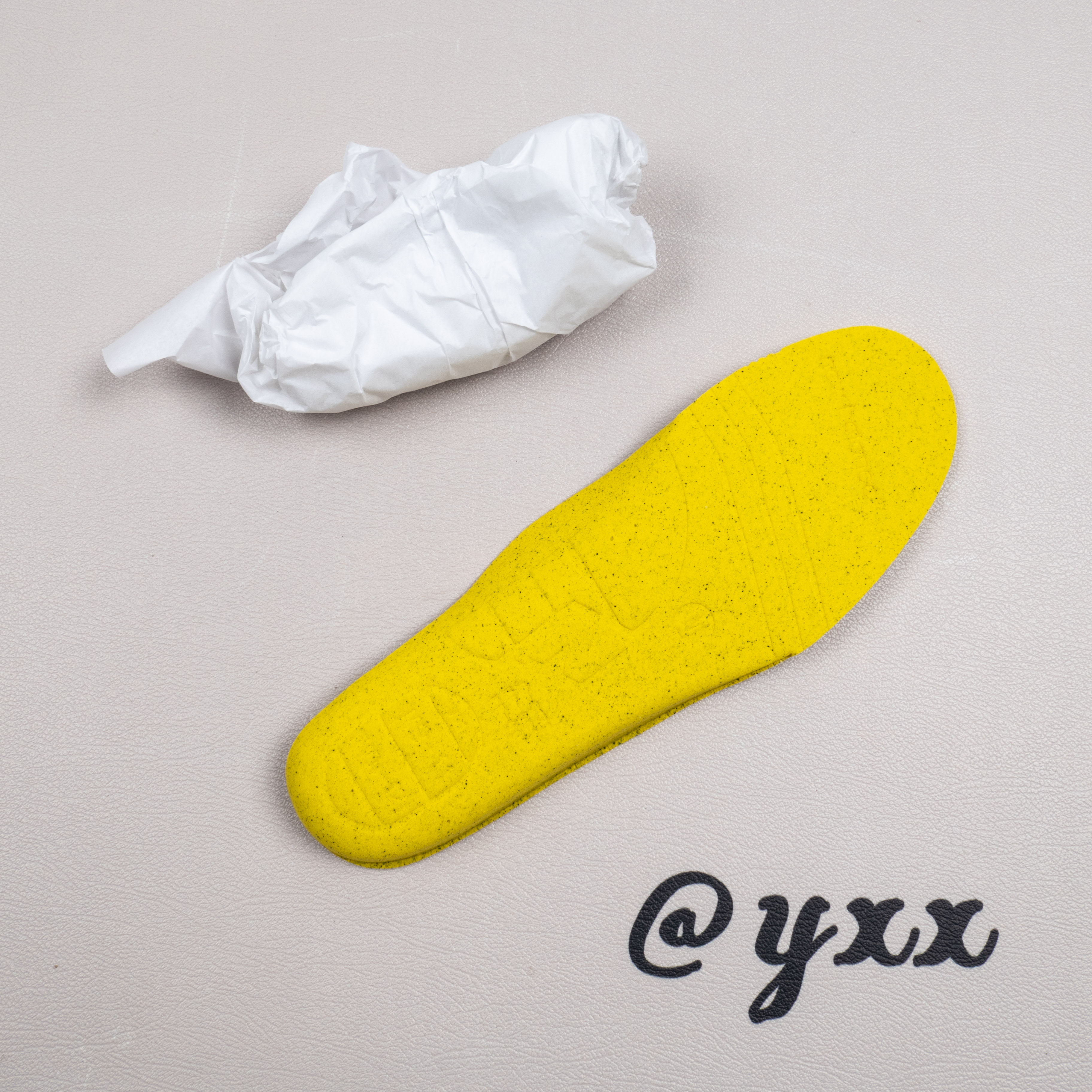 992 White Silver Nimbus Cloud