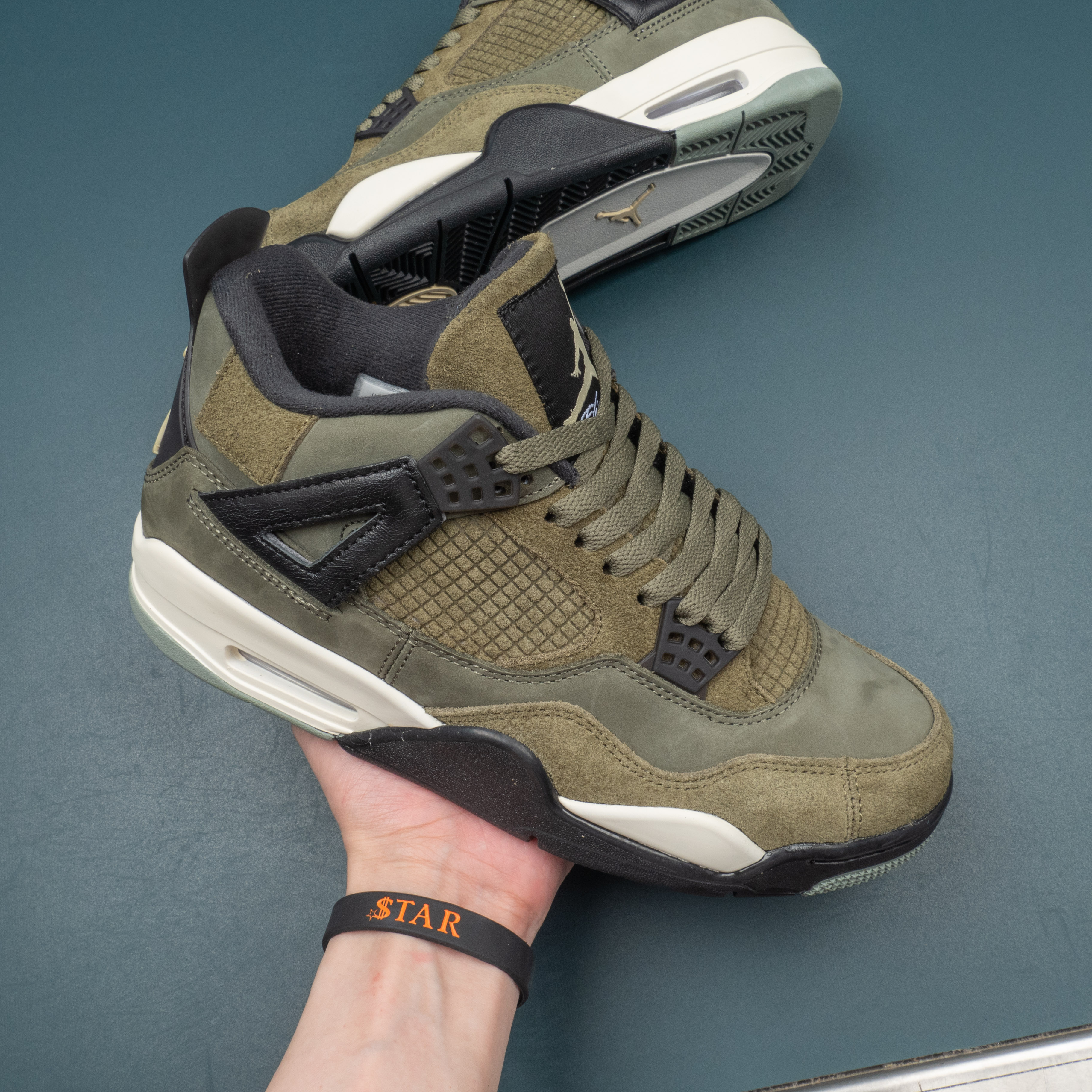 4s Retro SE Craft Medium Olive
