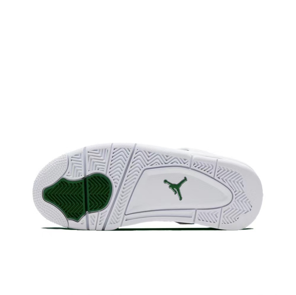 4's Retro Metallic Green