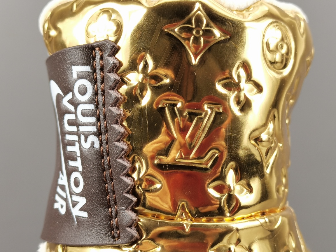 By Virgil Abloh Metallic Gold