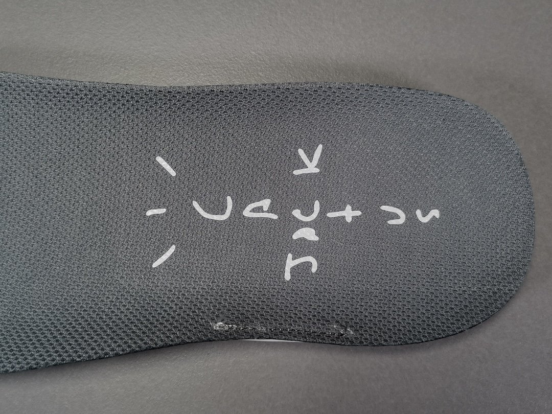 Air Max 270 React ENG Travis Scott Cactus Trails