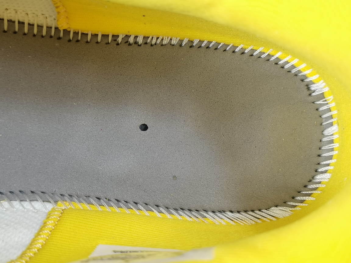 11s Retro Low Tour Yellow Snakeskin