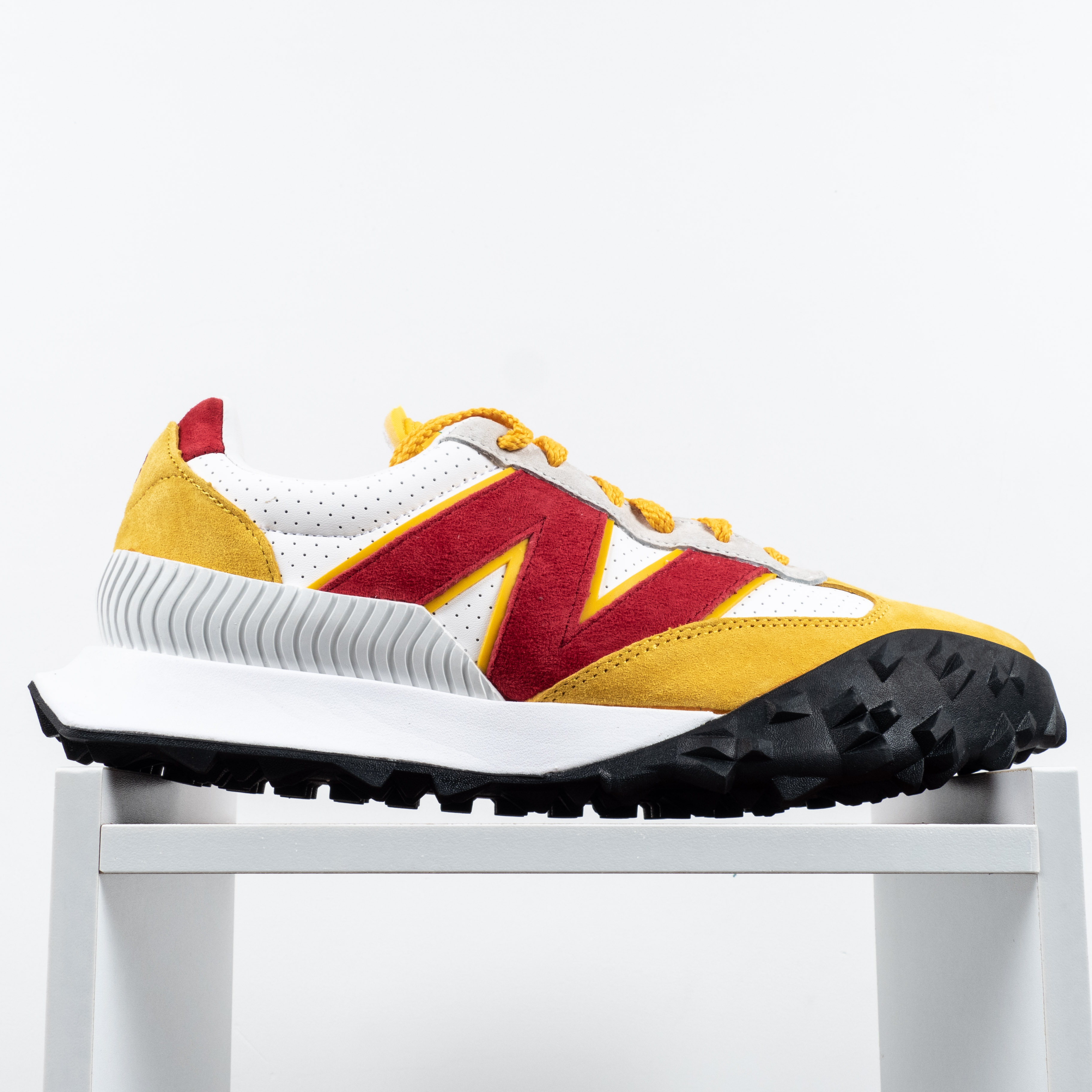 【Free Shipping】复古拼接鸳鸯机能跑步鞋UXC72CBB