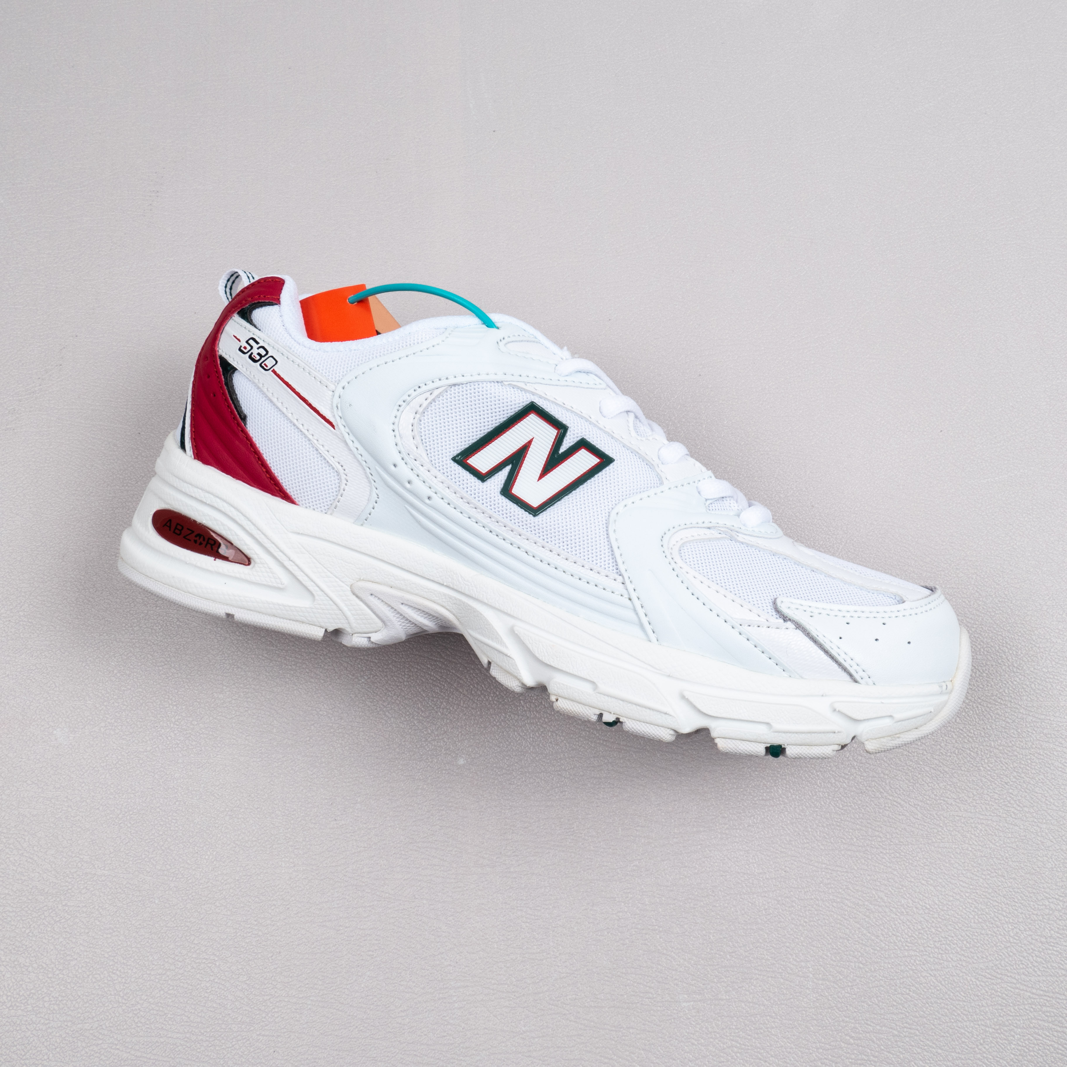 【Free Shipping】 NB530系列复古跑步鞋老爹鞋 MR530SK