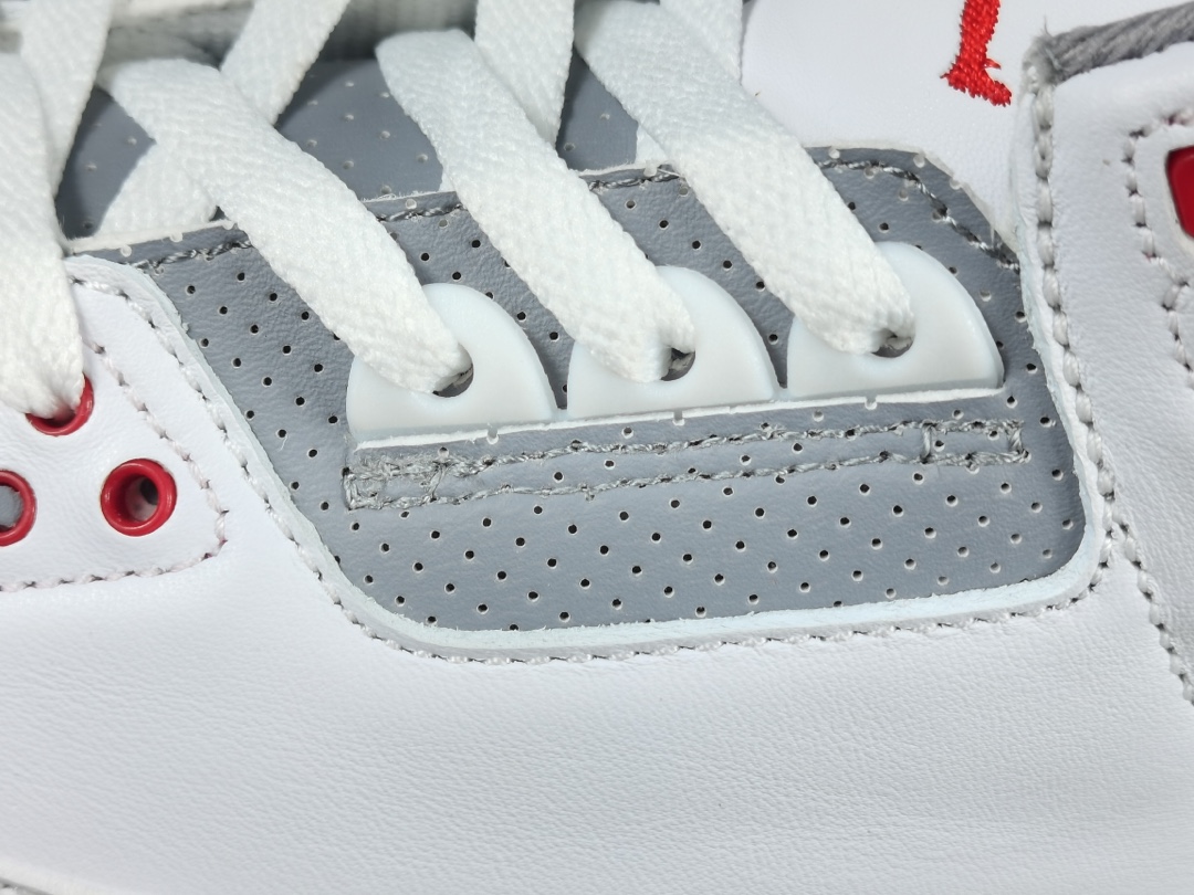 3's Retro Fire Red (2022)