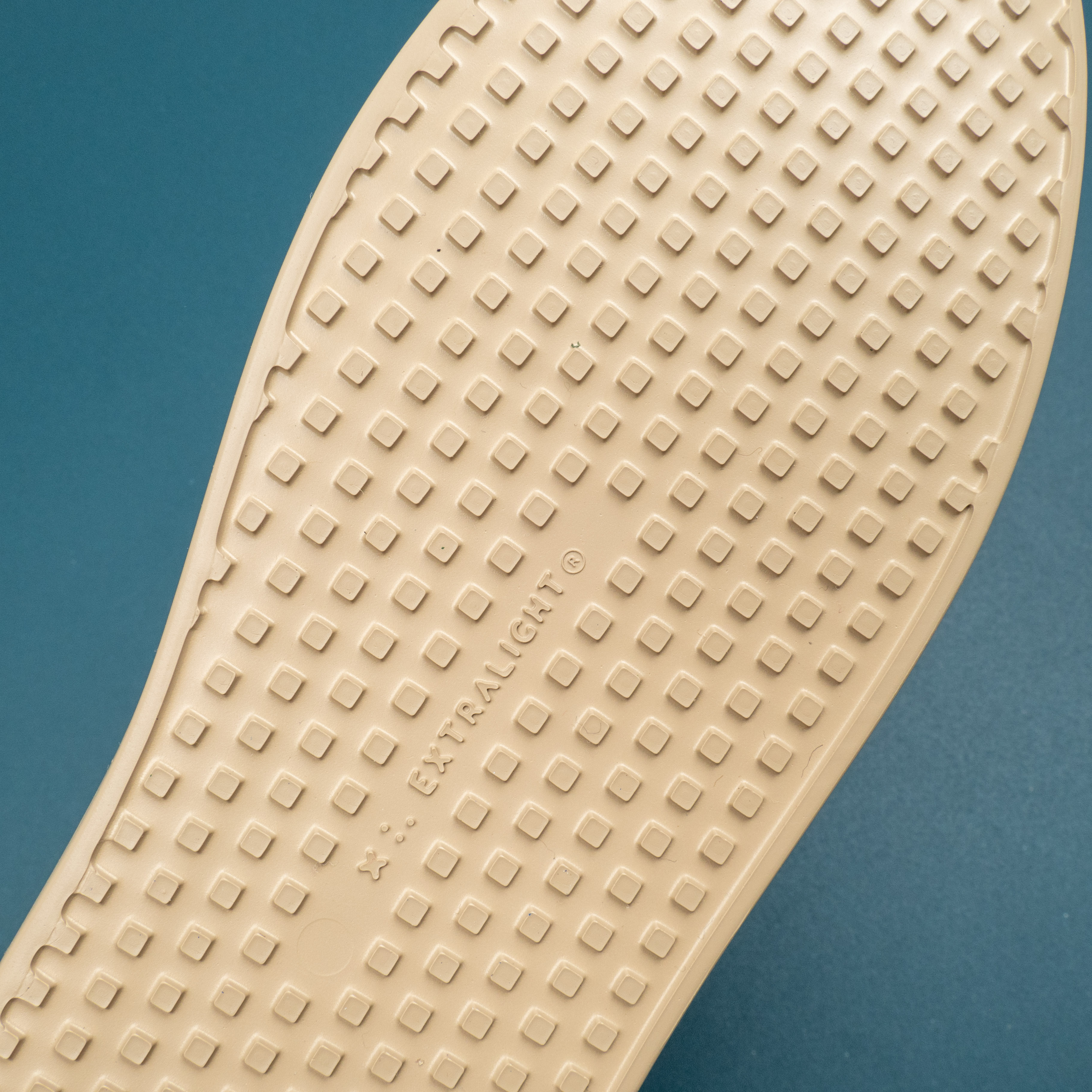 Caliornia One Stomp Almond