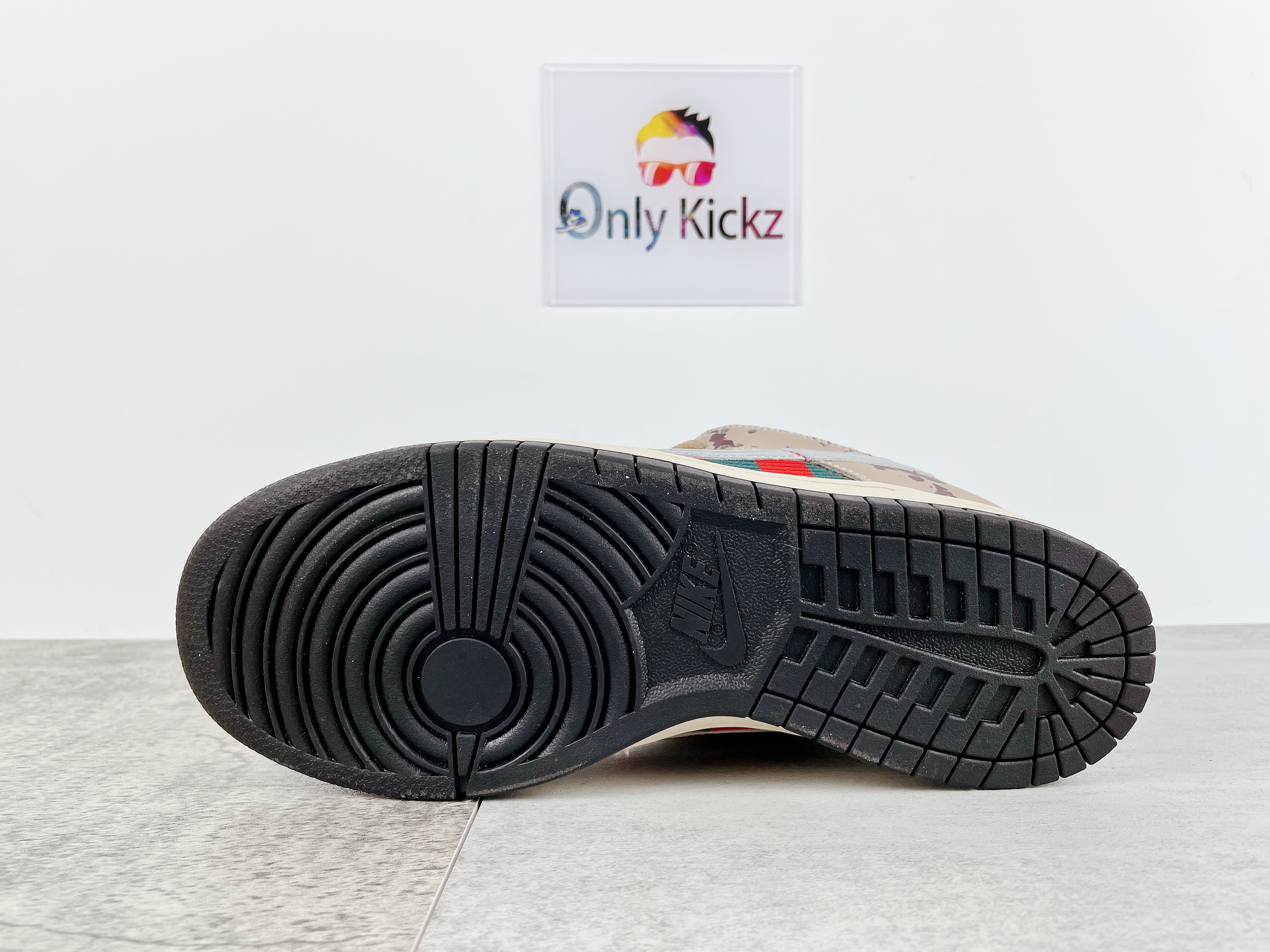 Dunk SB Low Freddy Krueger 313170-202