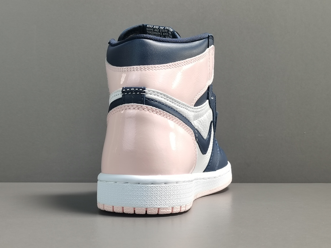 1s Retro High OG Atmosphere