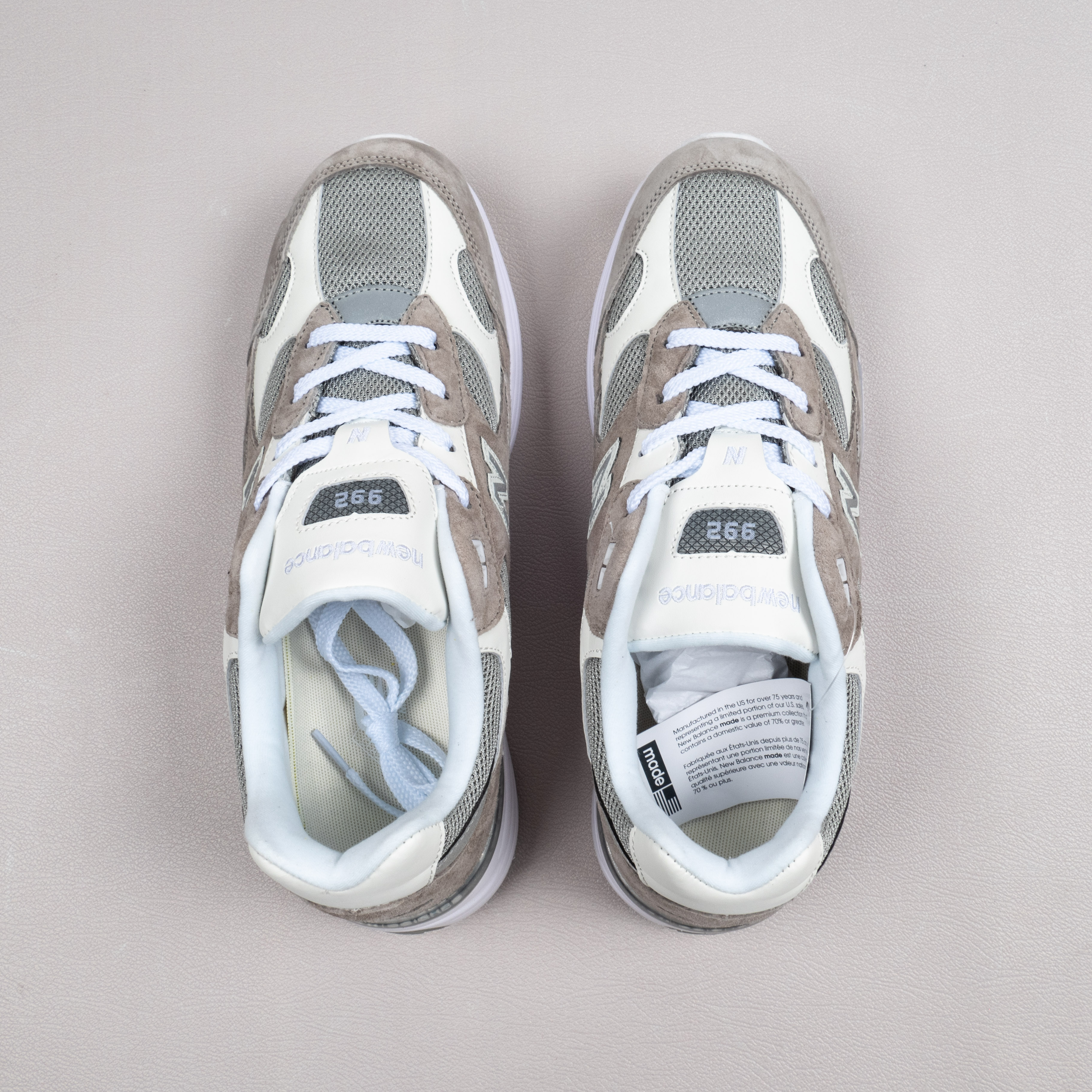 992 White Silver Nimbus Cloud