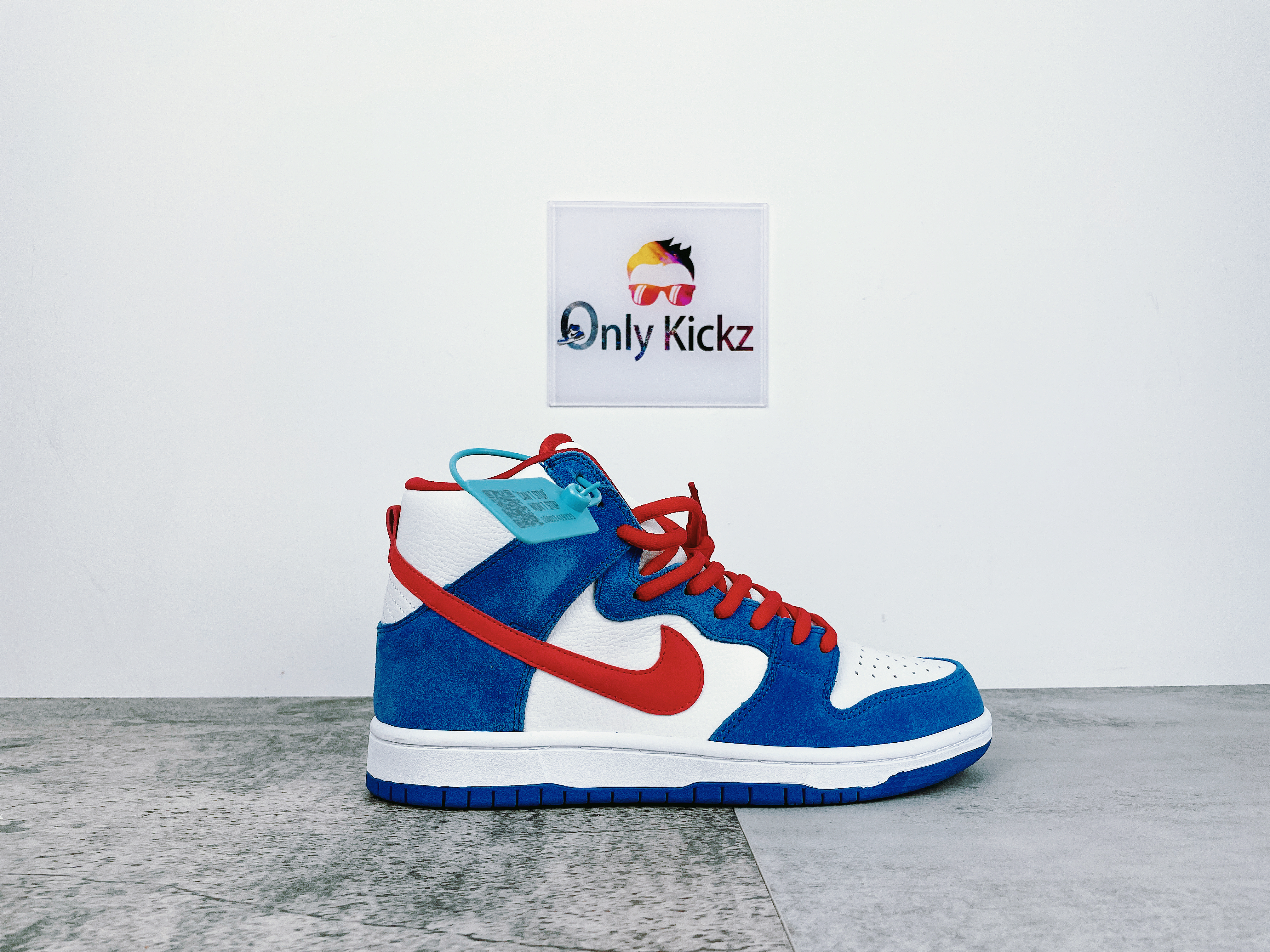 SB Dunk High Doraemon CI2692-400