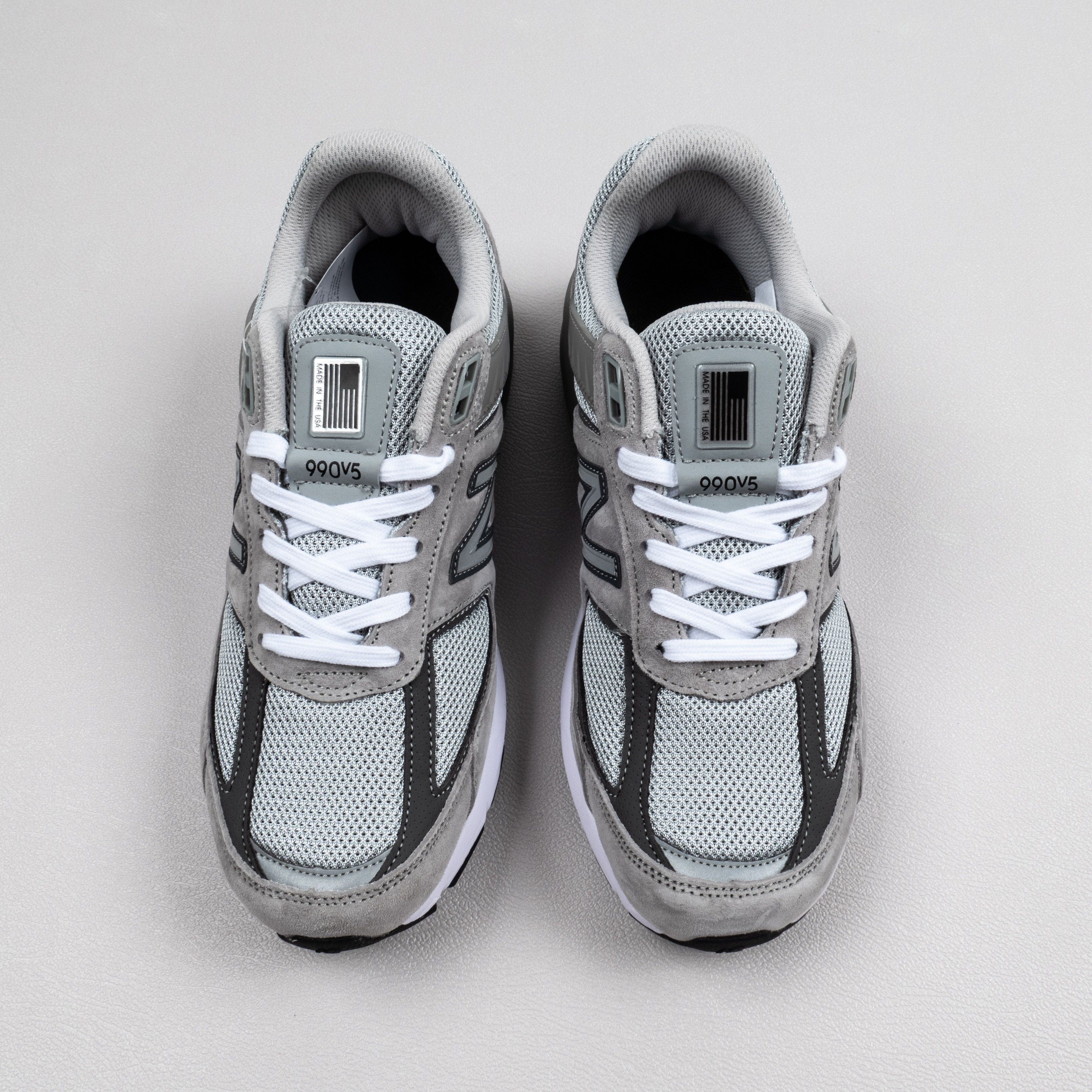 【Free Shipping】990v5 Grey