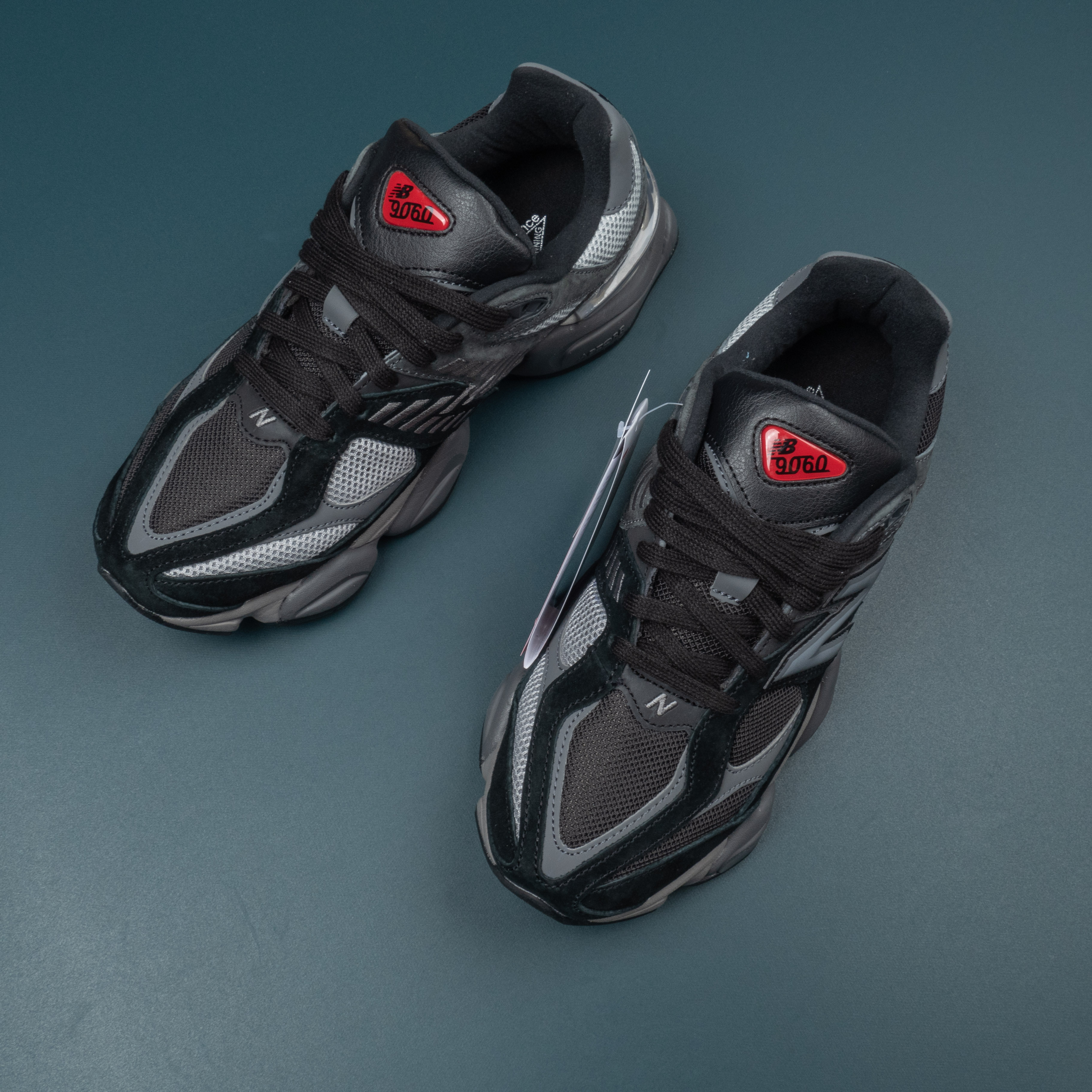 Black Castlerock Grey