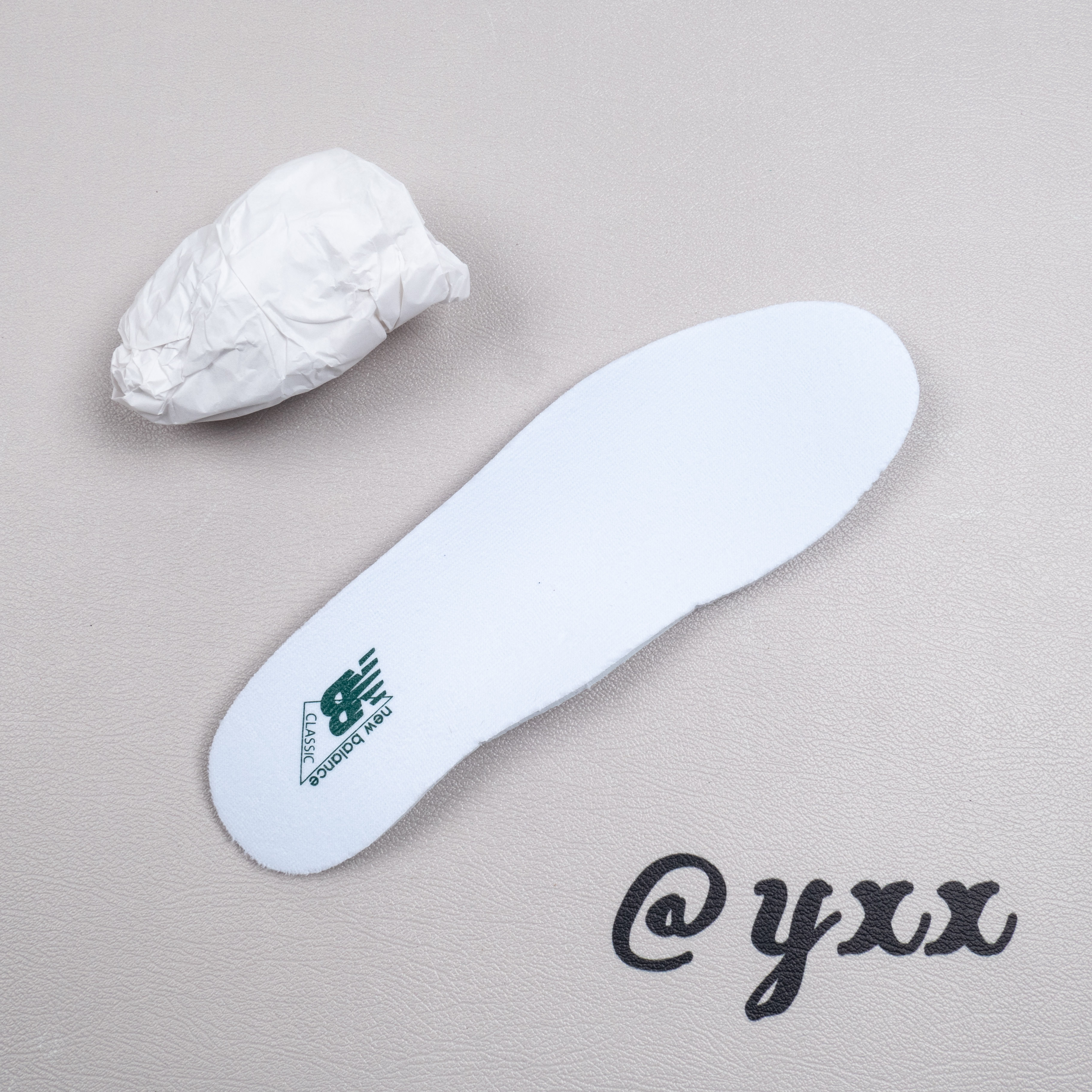 【Free Shipping】 NB530系列复古跑步鞋老爹鞋 MR530SK