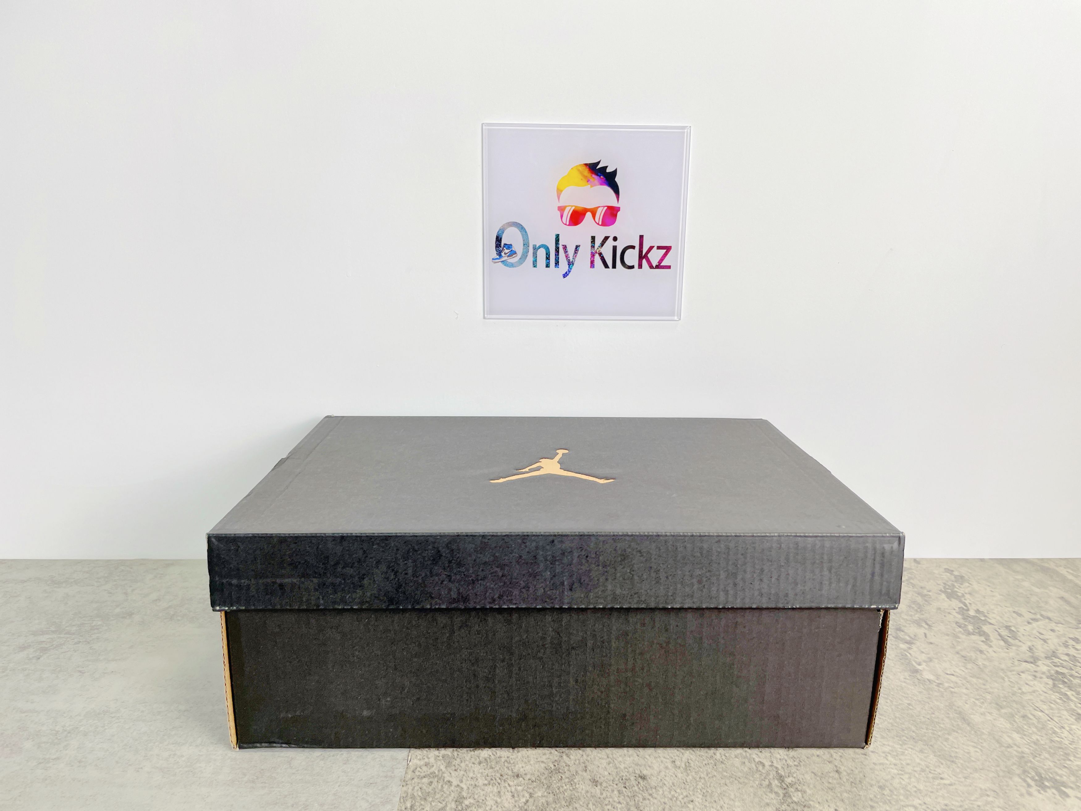 1's Low Black Active Fuchsia Cyber​​