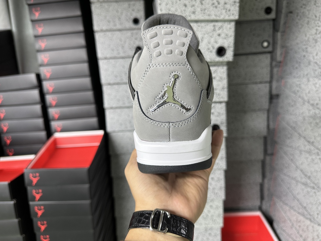 4's Retro Cool Grey