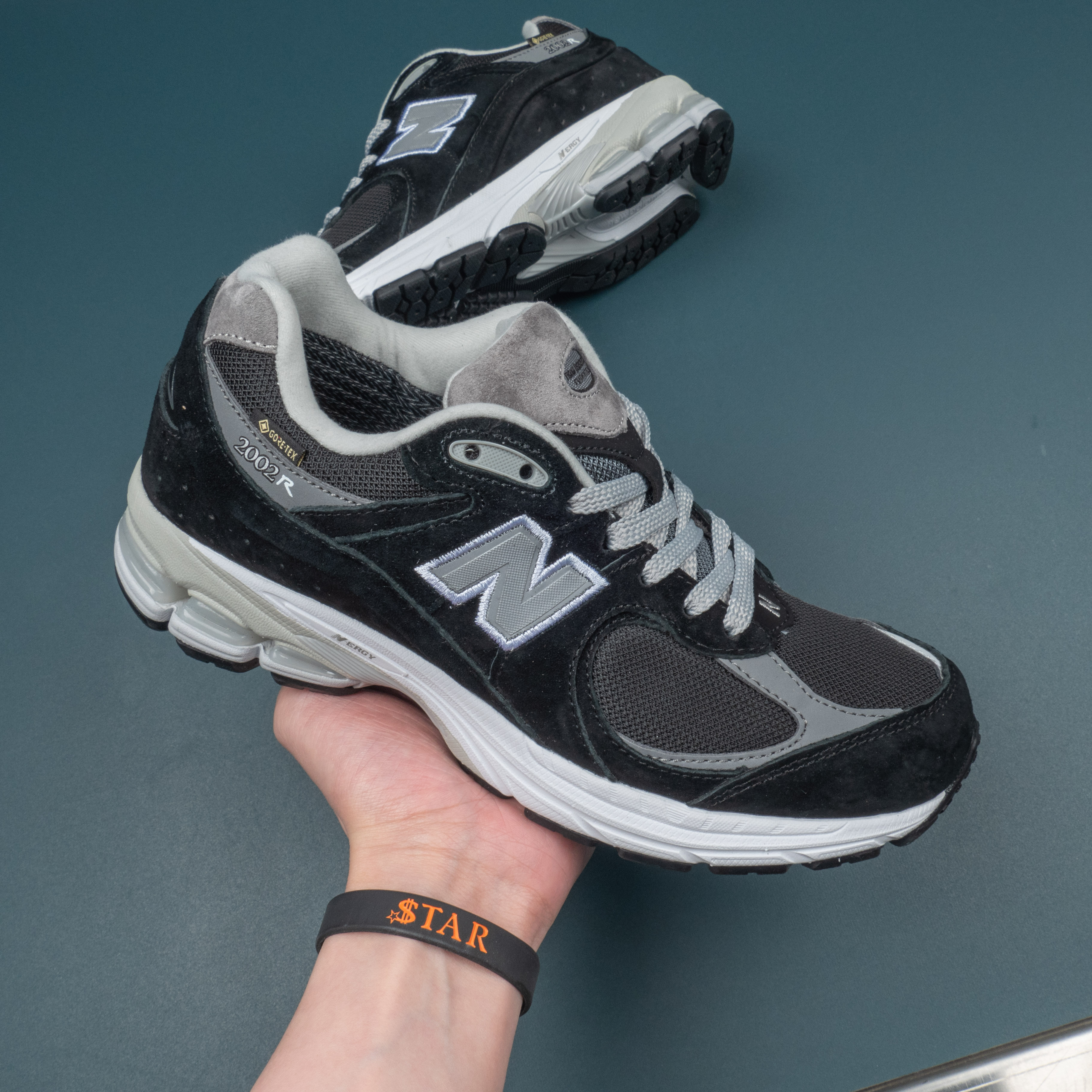 Gore-Tex Black Castlerock