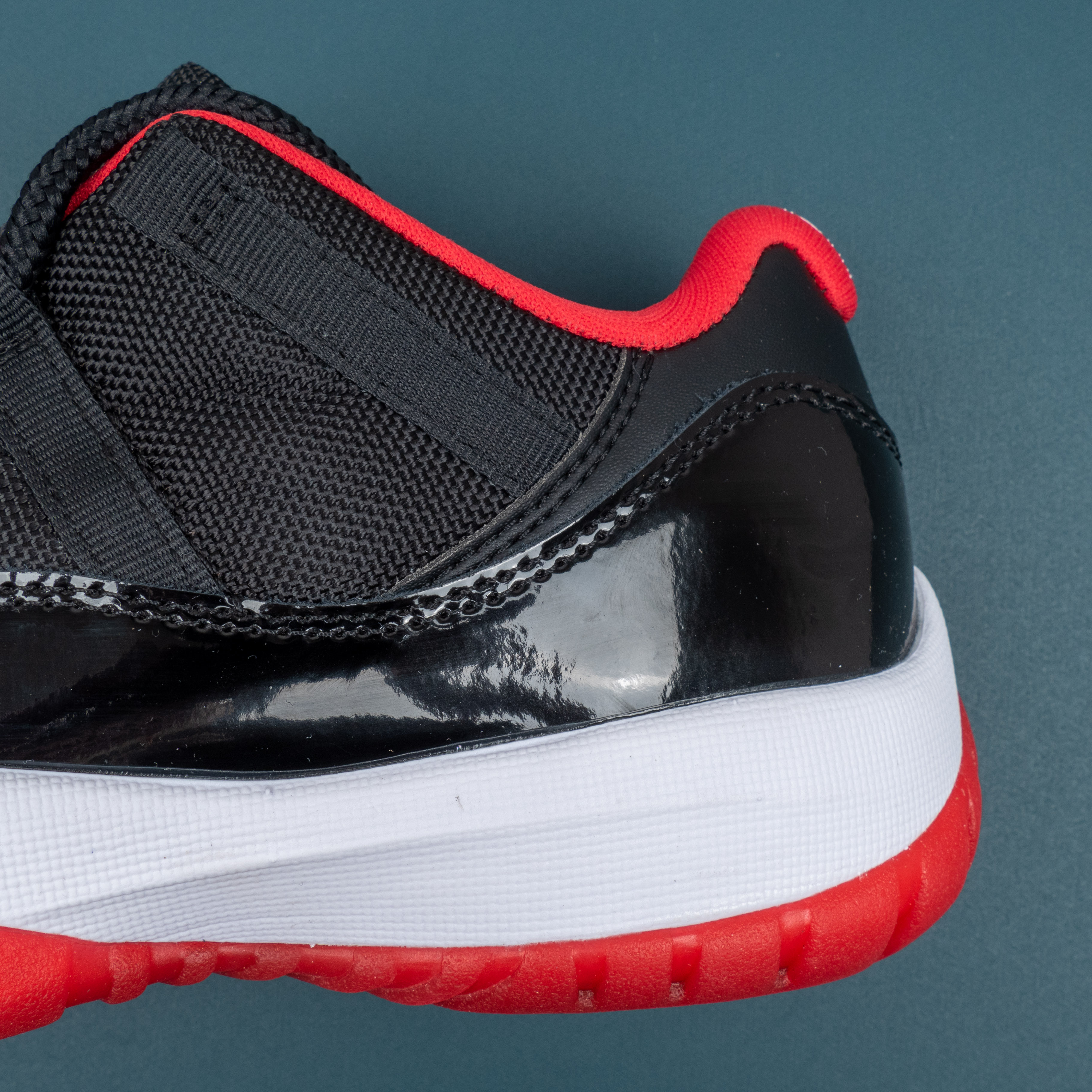 11s Retro Low Bred