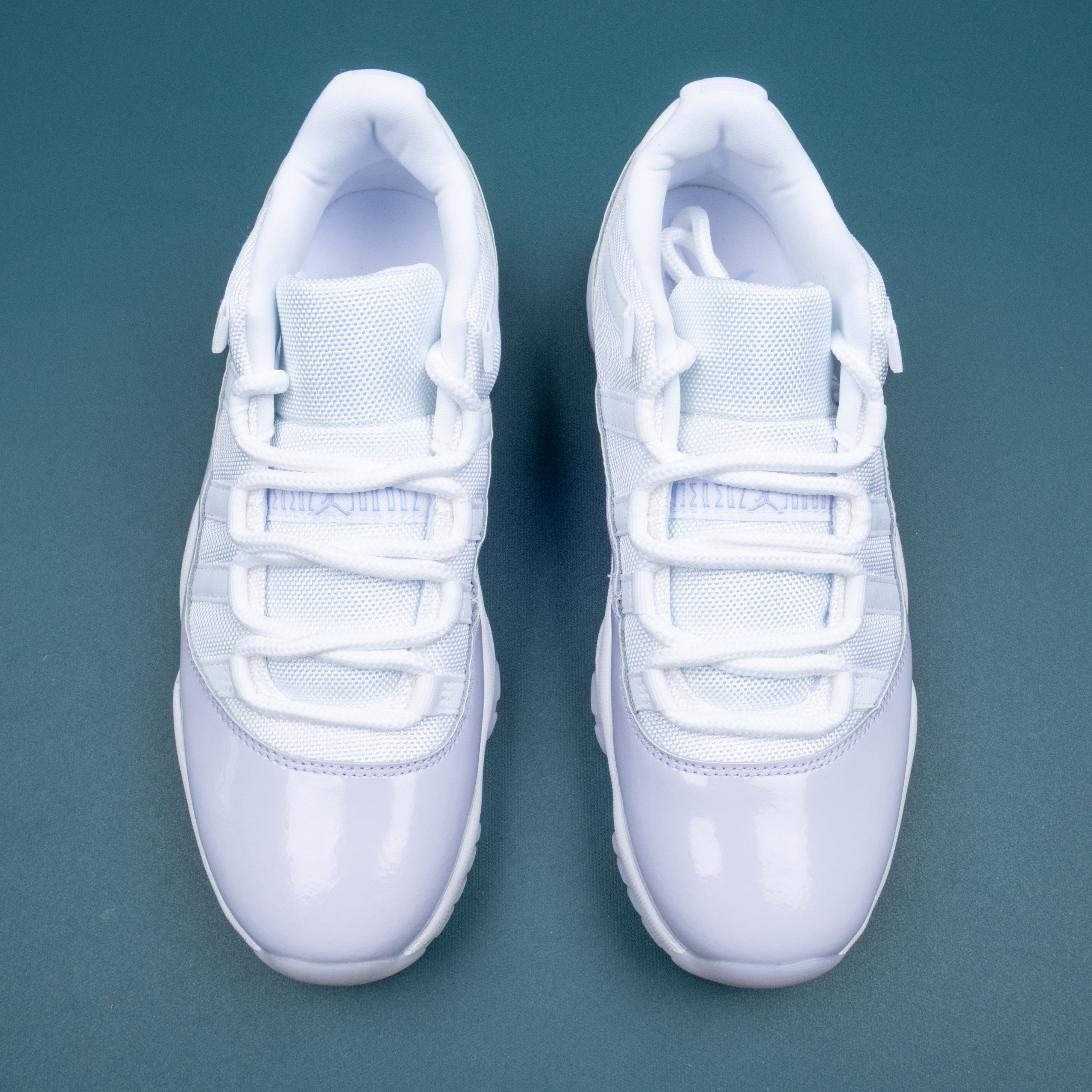 11s Retro Low Pure Violet