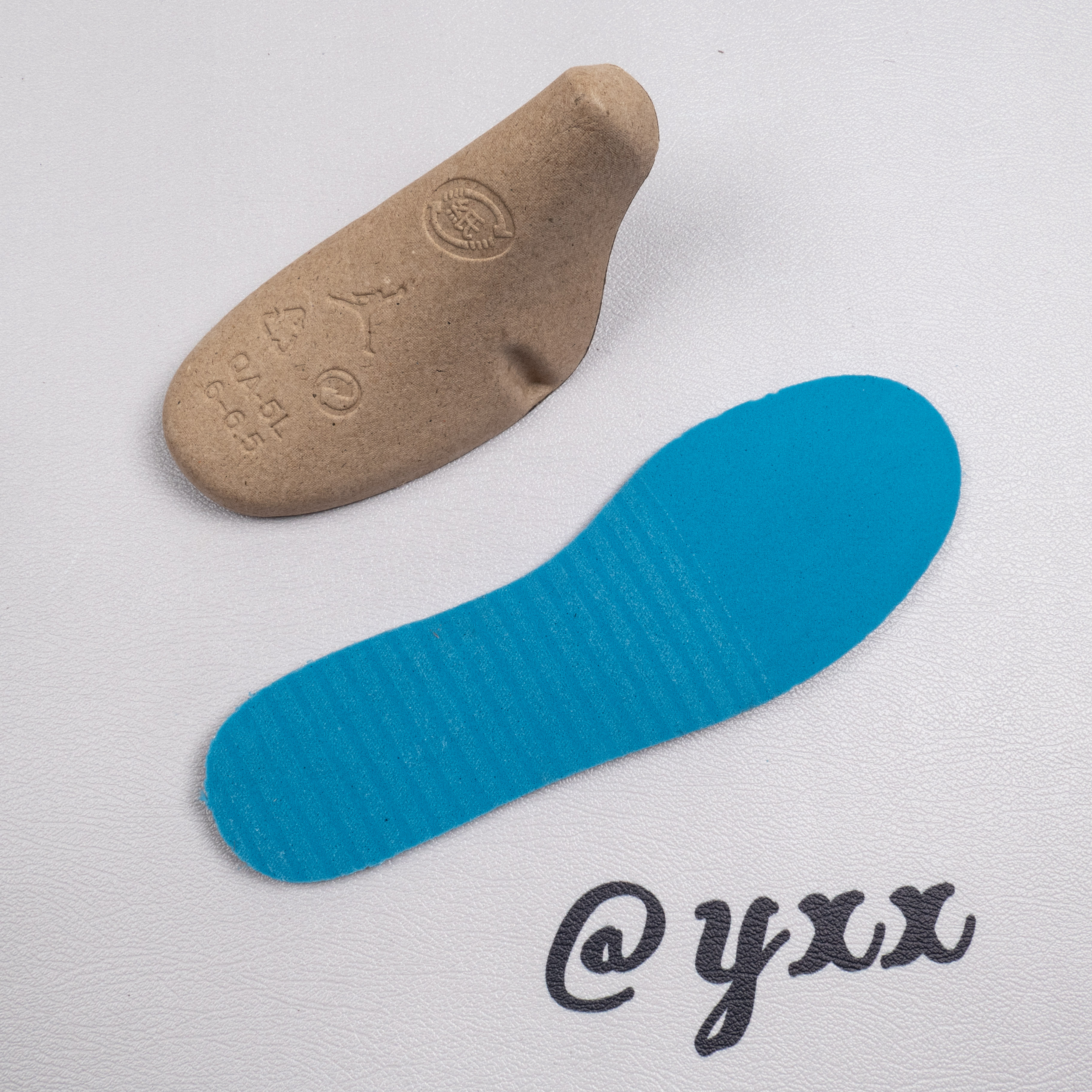 1's Mid Light Smoke Grey