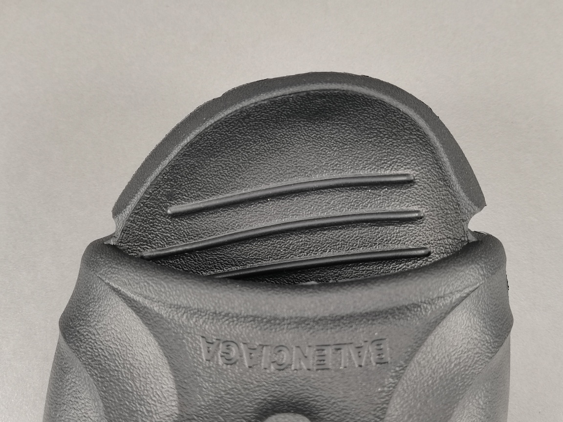 Mold Slide Sandal Black