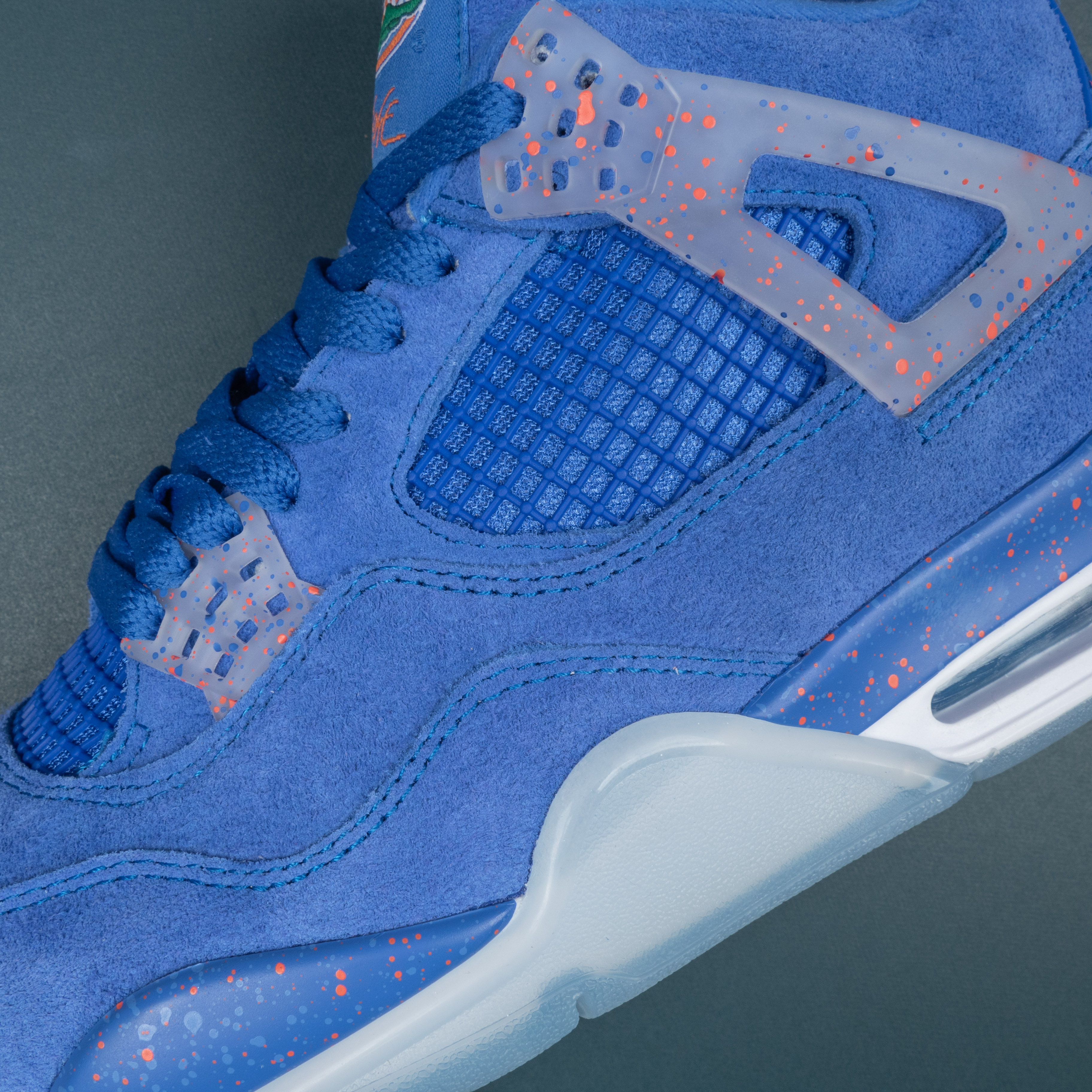 4's RETRO FLIGHT IN BLUE