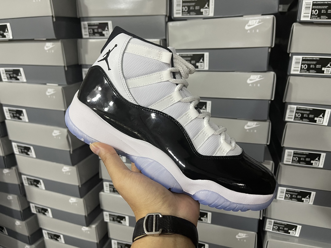 11's Concord Retro “Concord”
