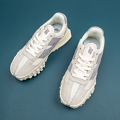 Art of Nothing' Angora Natural Gum