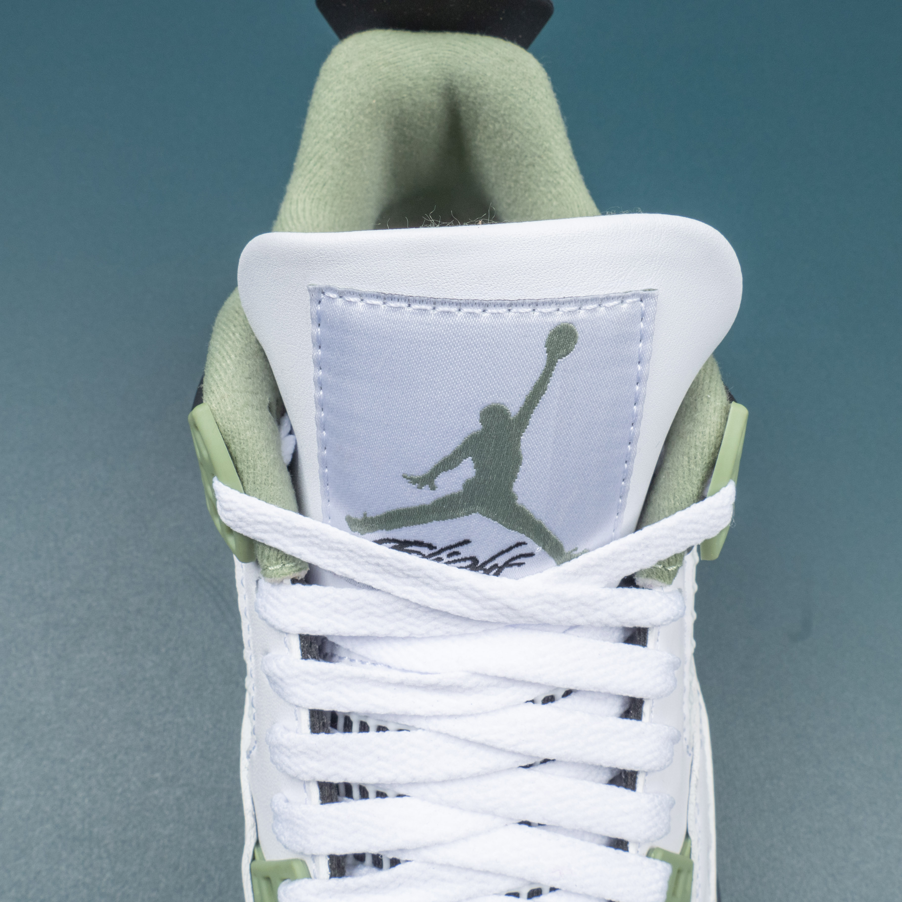 4s Retro Seafoam AQ9129-103