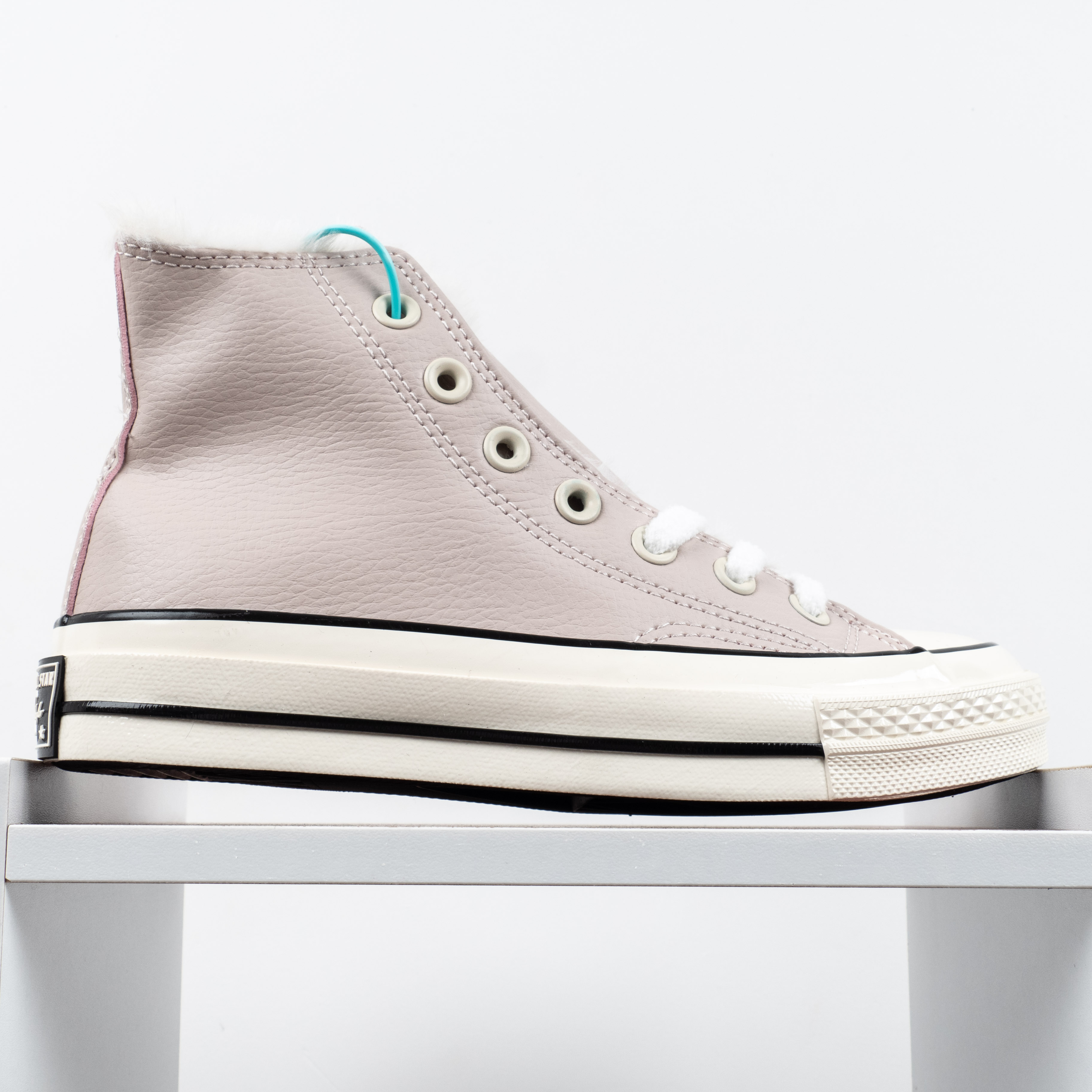 [Free Shipping] 男女鞋 Converse Chuck 70s 皮面加绒帆布板鞋569514C