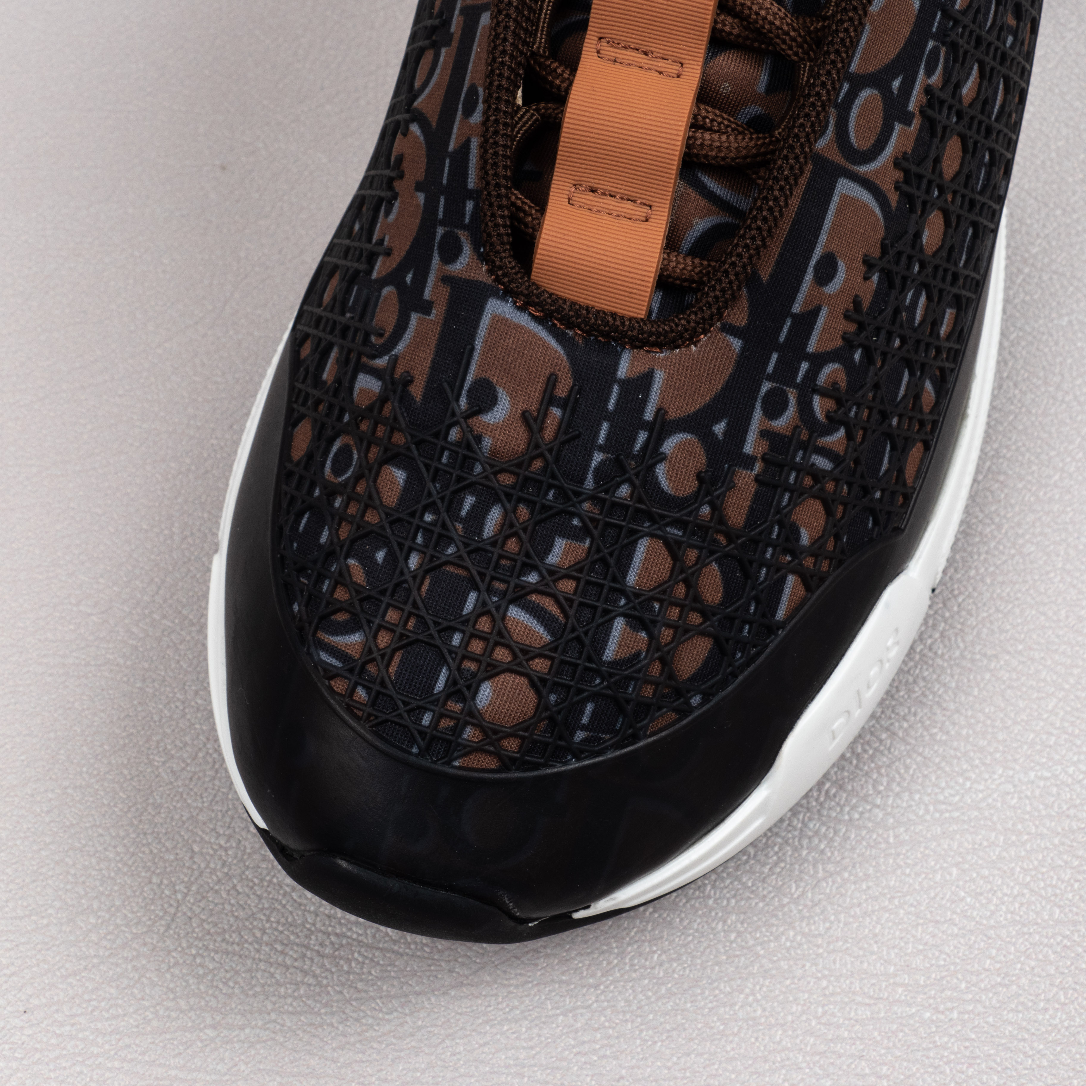 Footwear for men and women DlOR Athleisure dad shoes elasticated lace brown