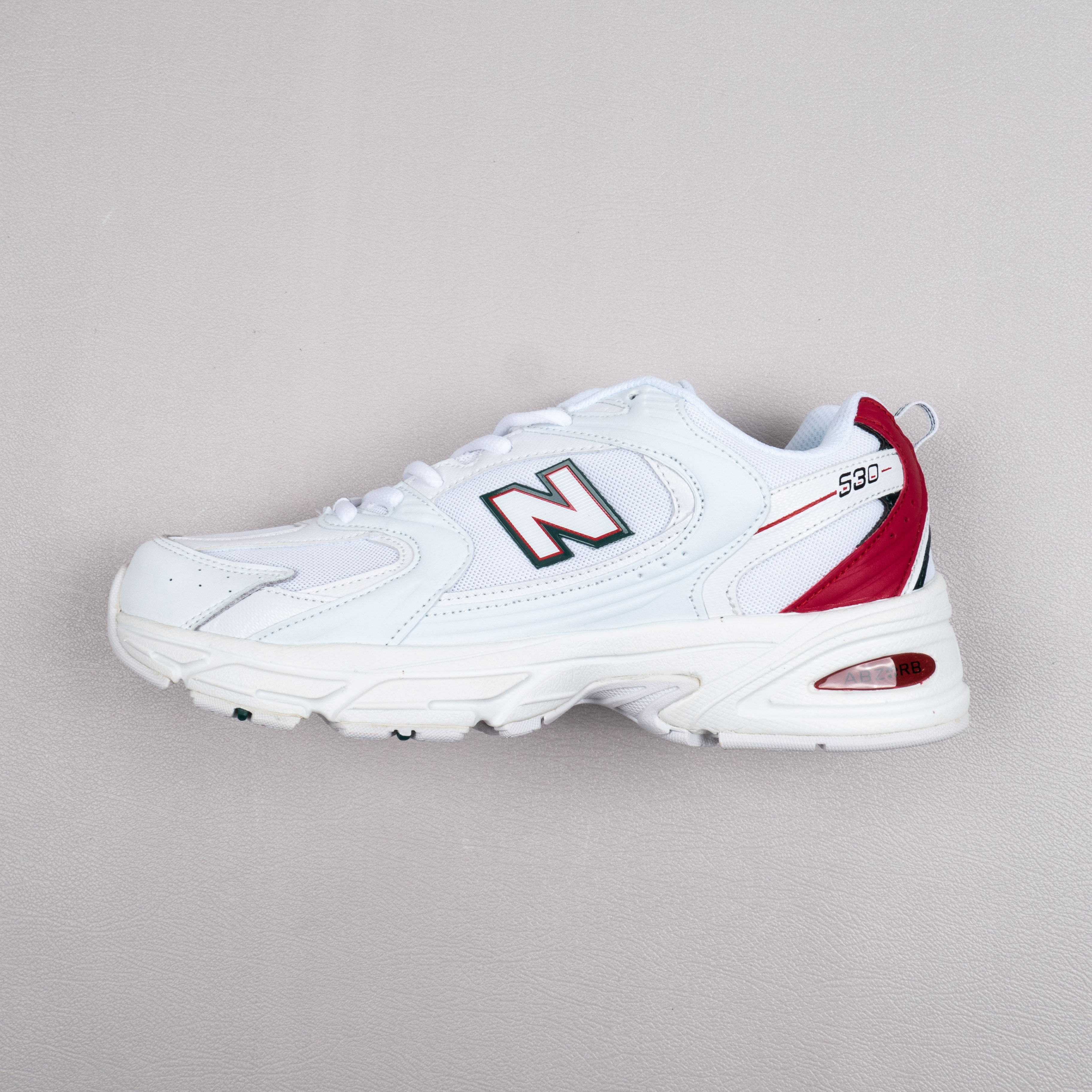 【Free Shipping】 NB530系列复古跑步鞋老爹鞋 MR530SK