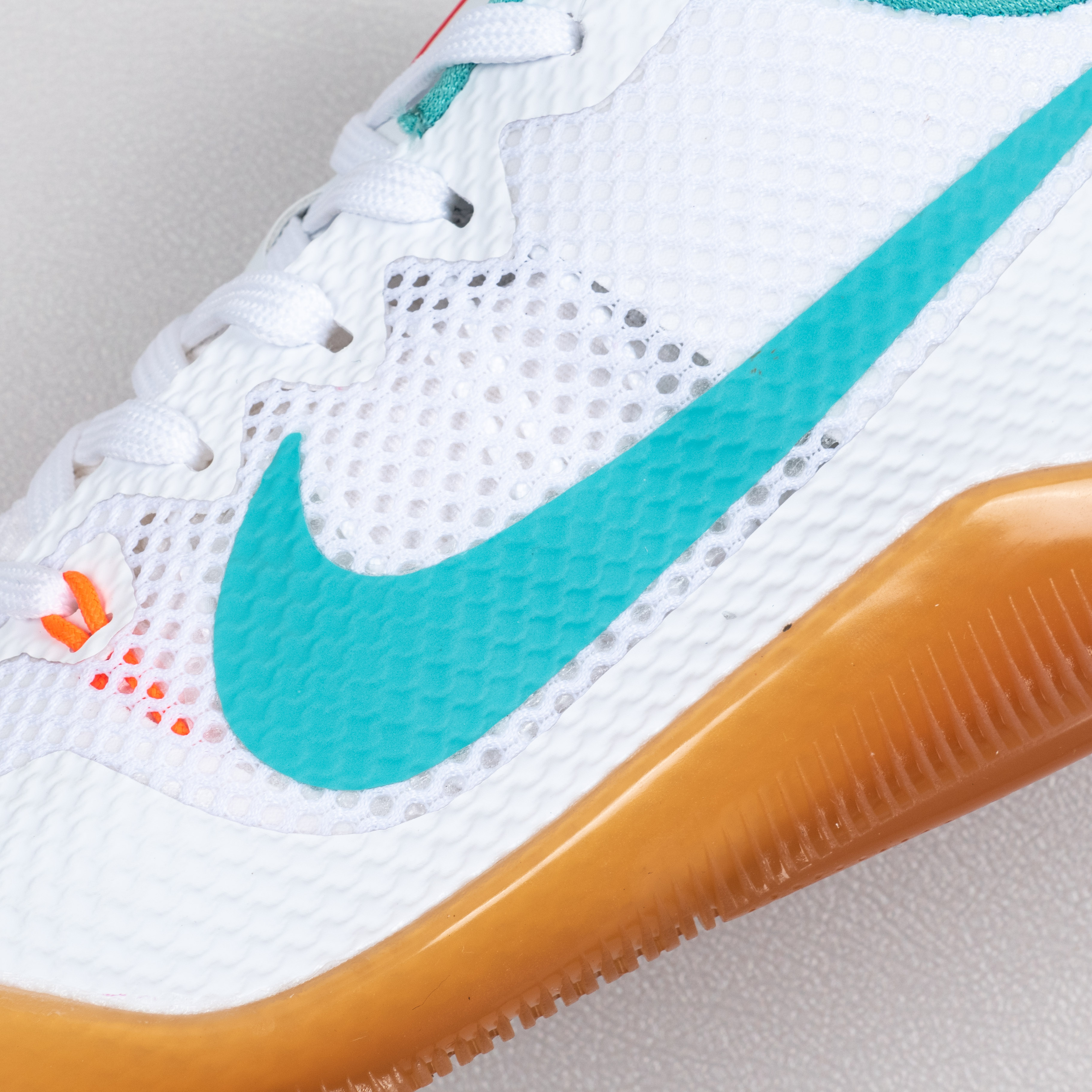 Kobe 11 EM Low Summer Pack