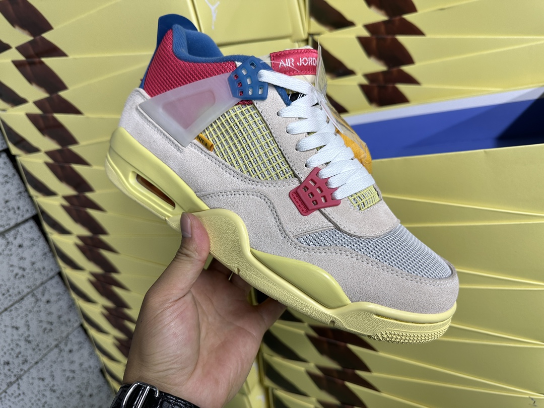 4's Retro Union Guava Ice