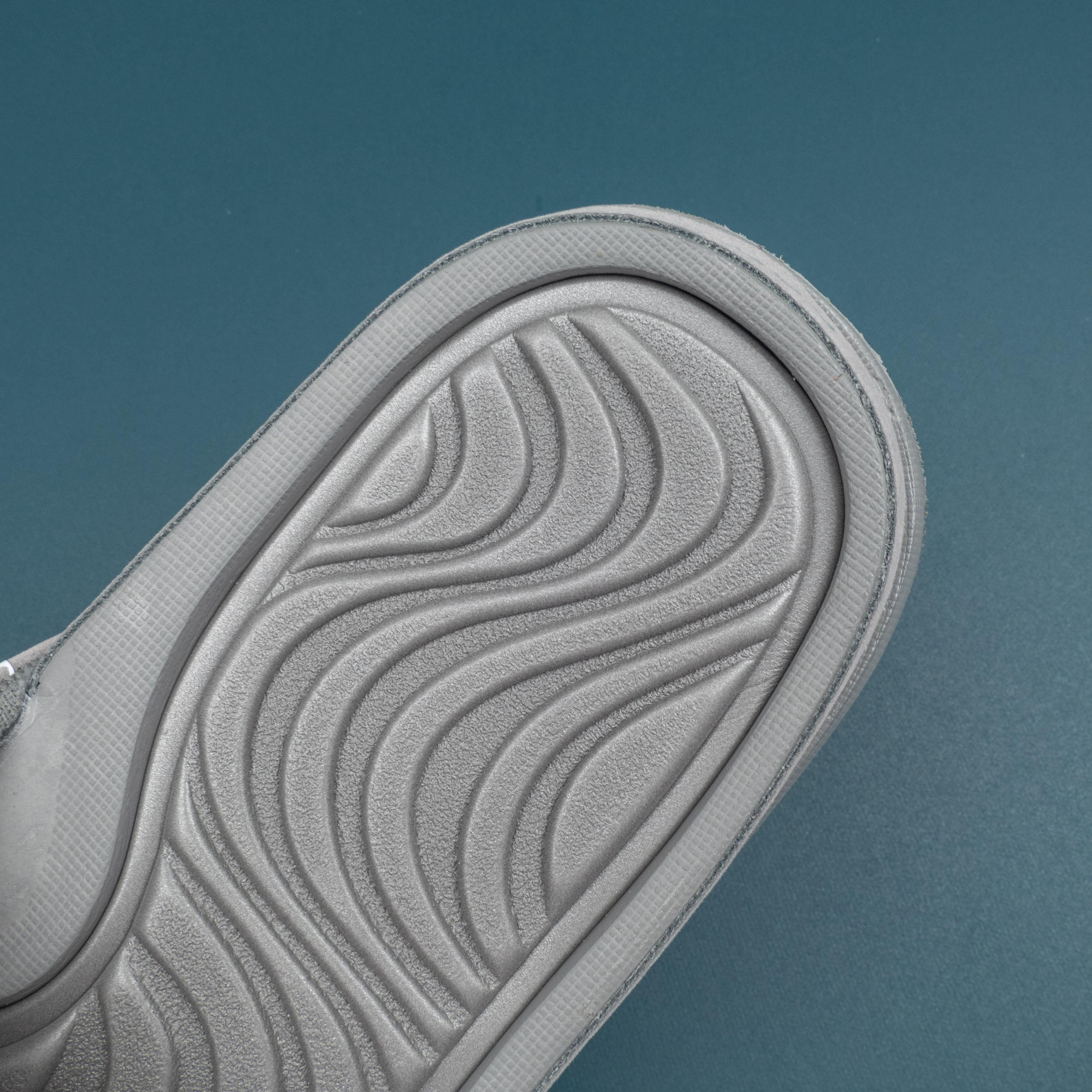 KAWS Hydro 4 Cool Grey