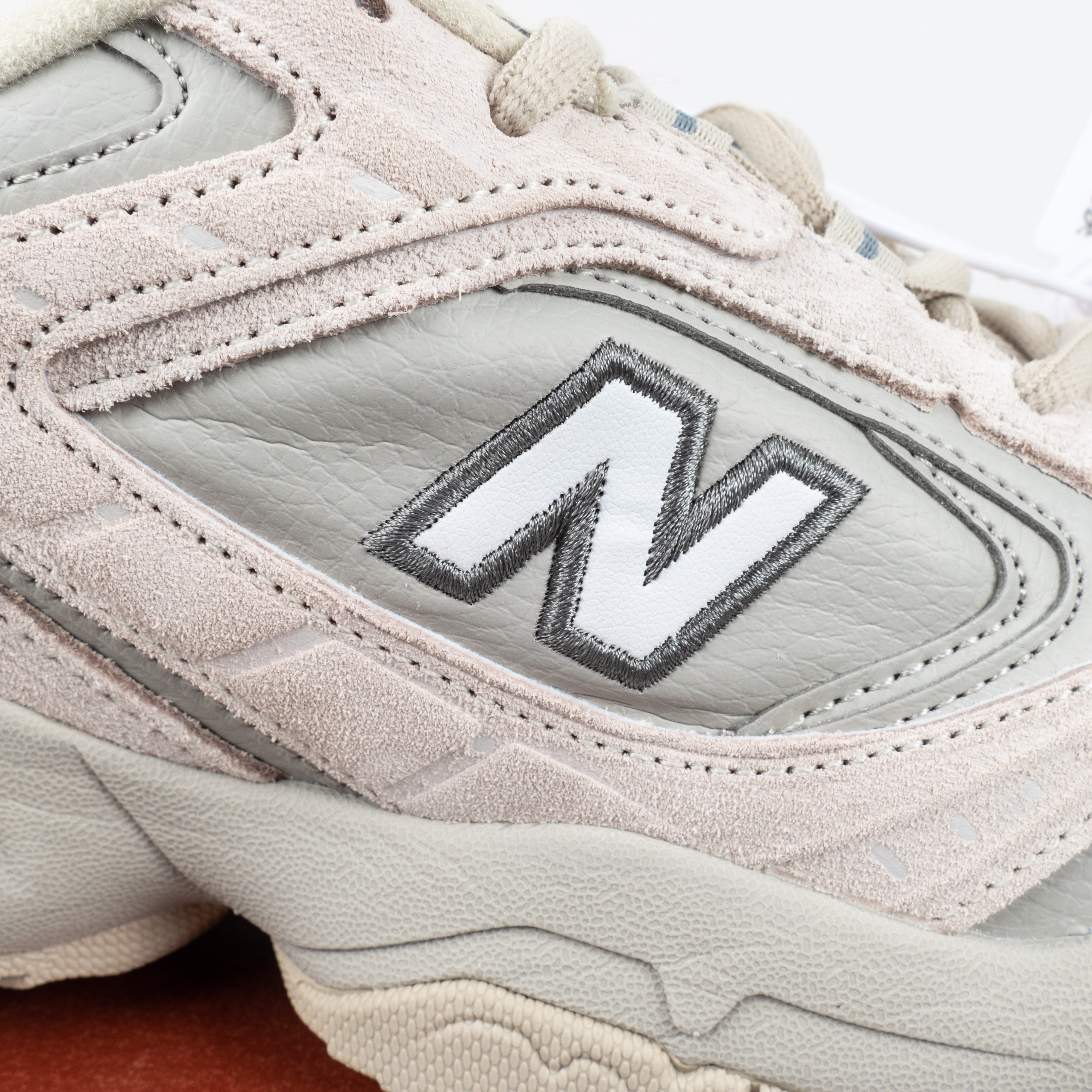 【Free Shipping】542复古运动WX542SR