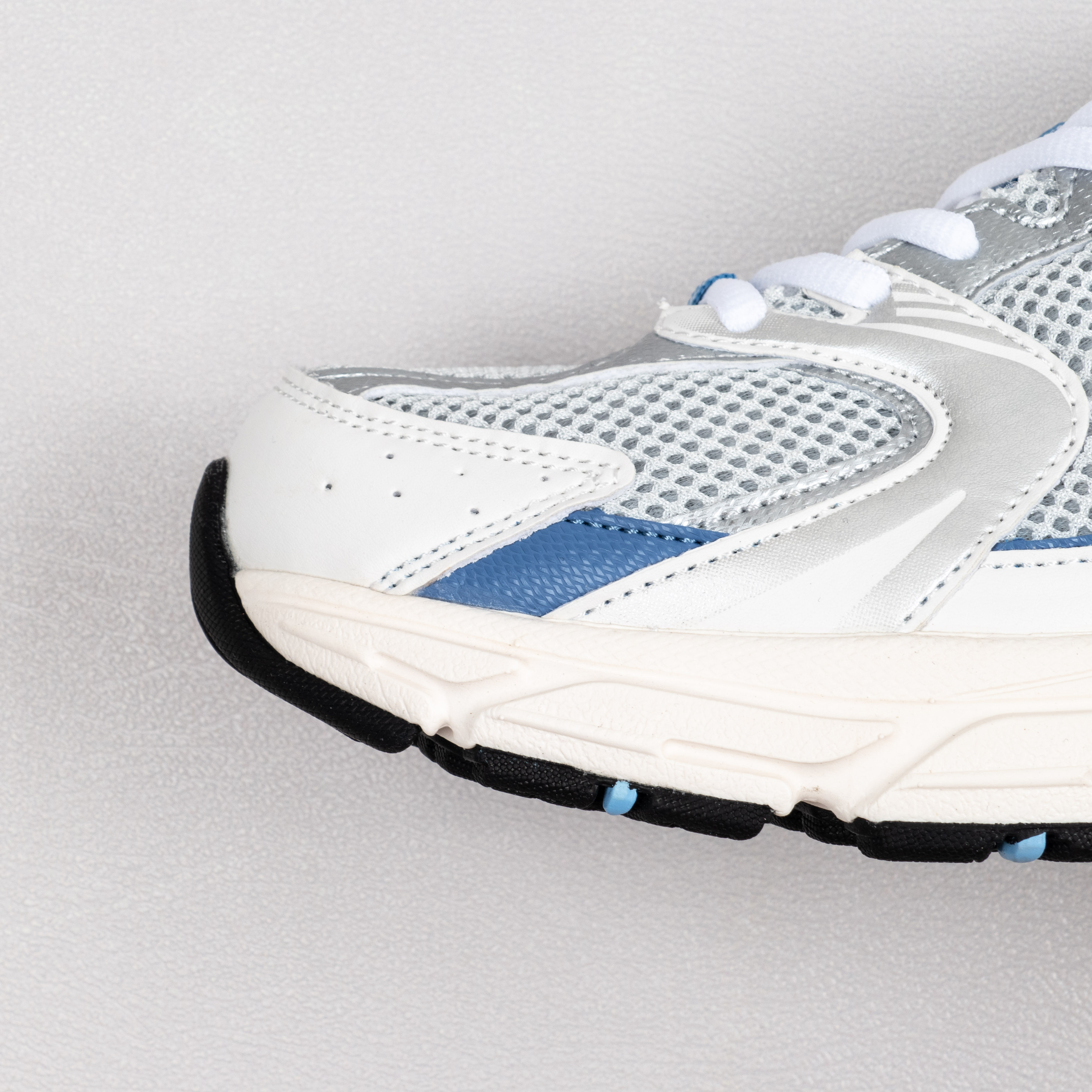 【Free Shipping】530系列白蓝复古老爹鞋休闲运动跑步鞋MR530KC