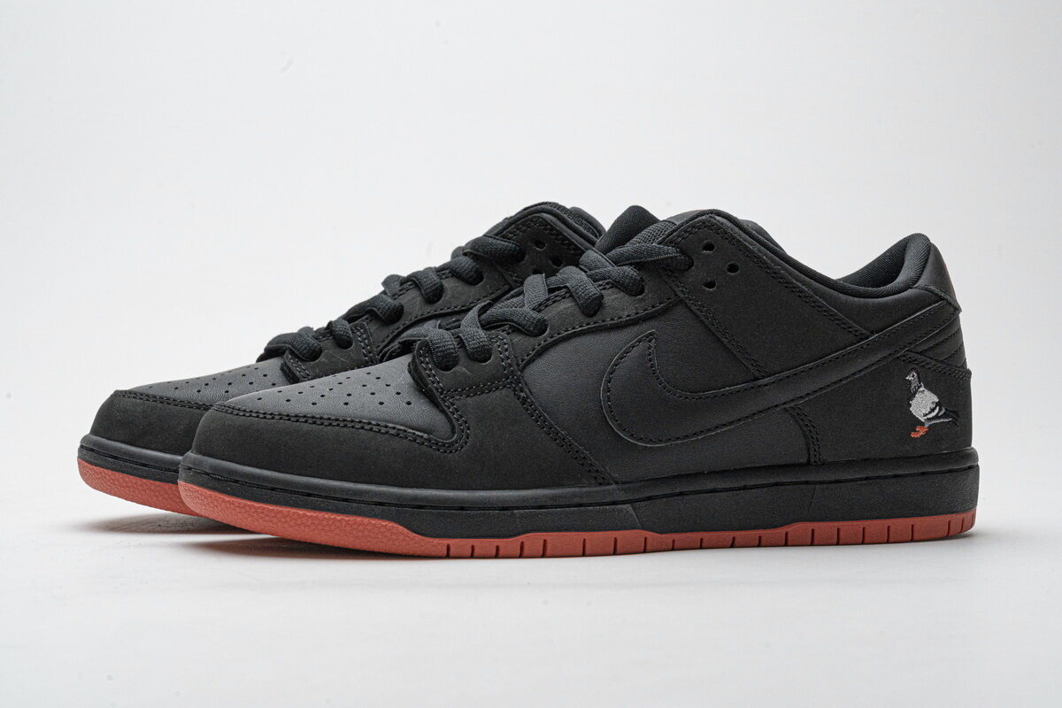 SB Dunk Low Black Pigeon (Regular Box)