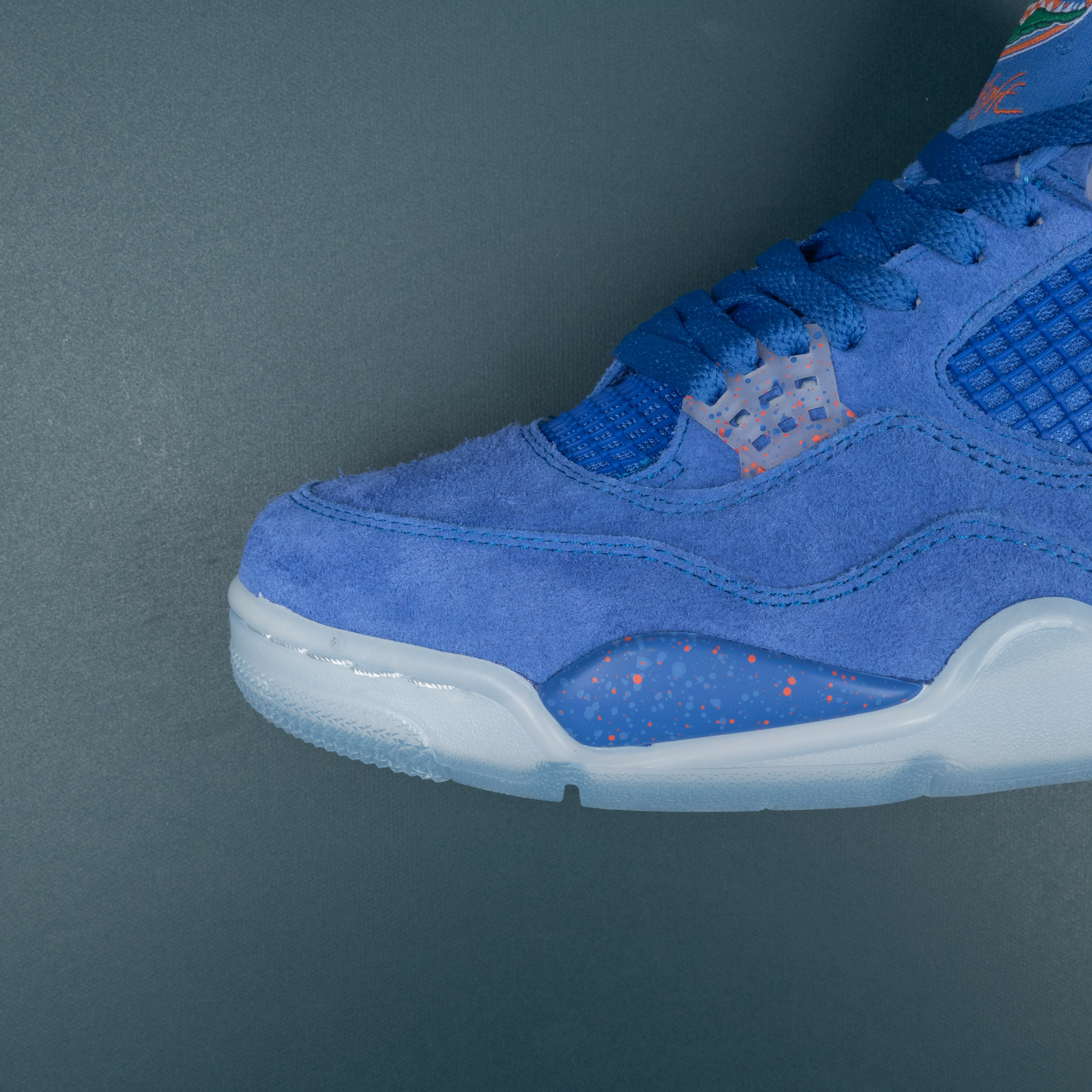 4's RETRO FLIGHT IN BLUE