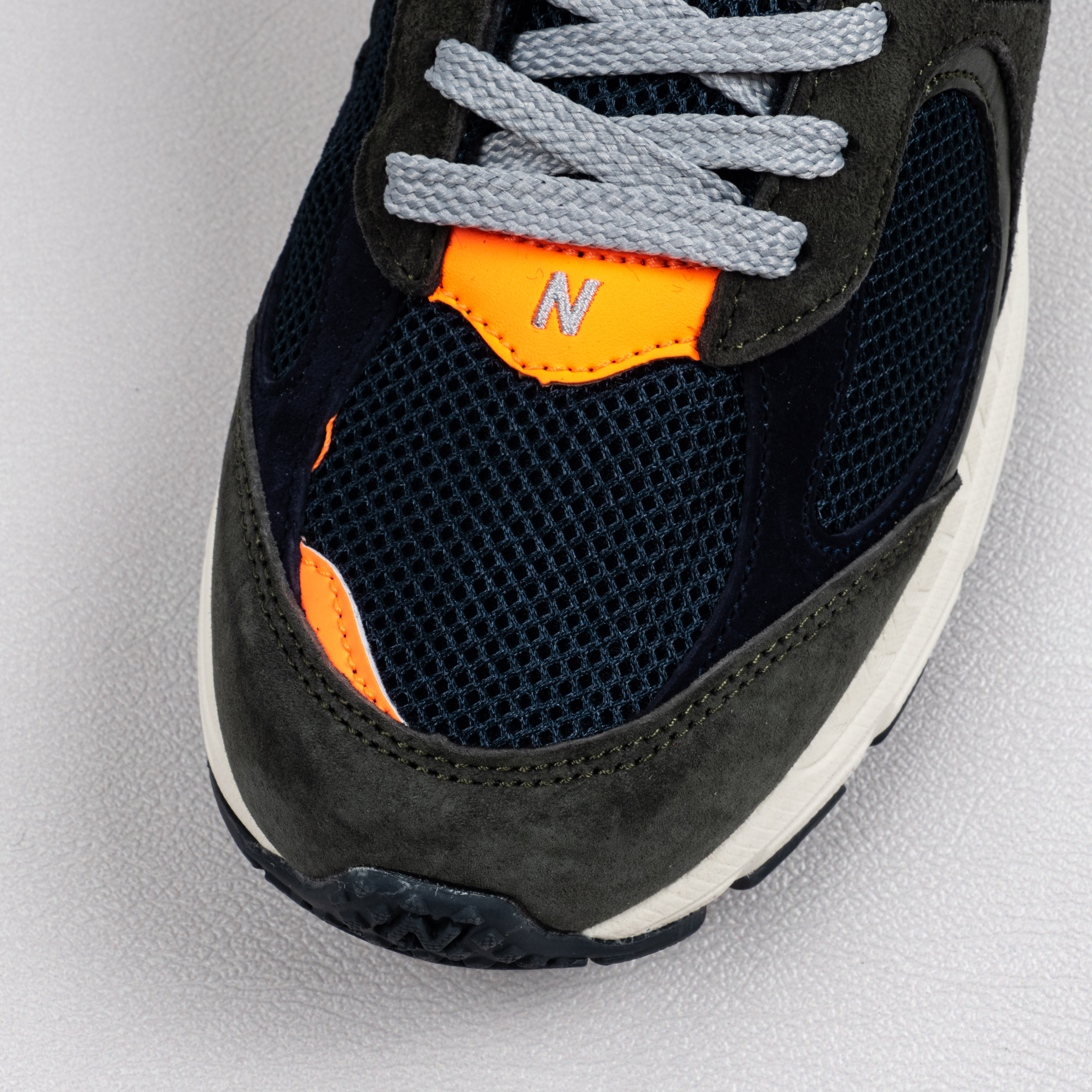 【Free Shipping】2002R Defense Green Natural Indigo