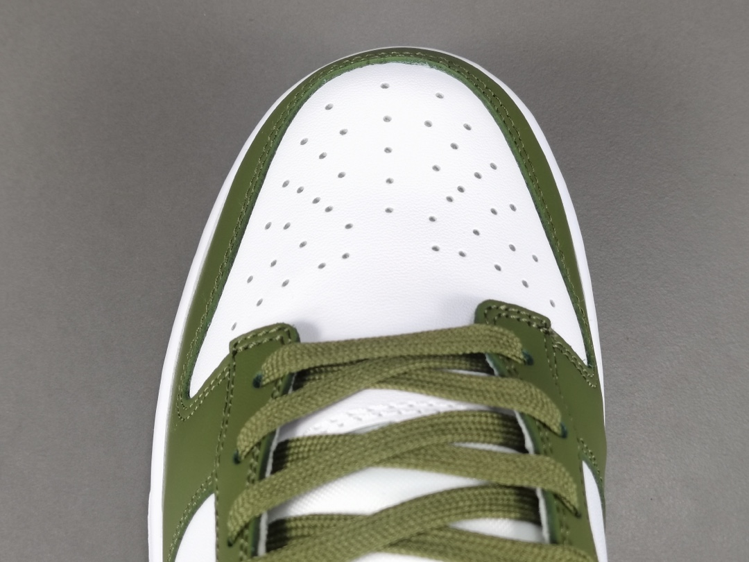 Dunk Low Medium Olive