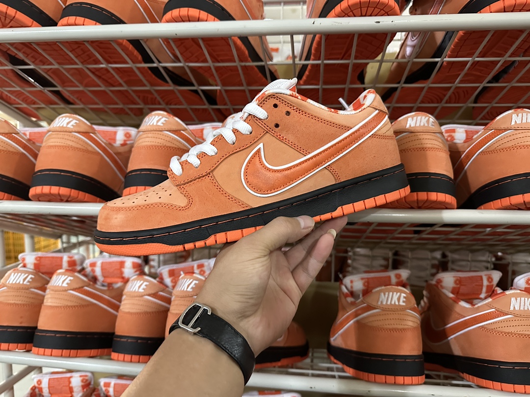 Concepts SB Dunk 'Orange Lobster'