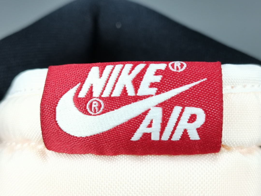 1 Retro High OG Lost and Found DZ5485-612