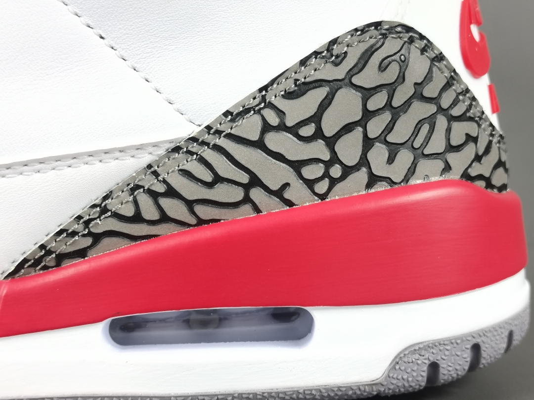 3's Retro Fire Red (2022)