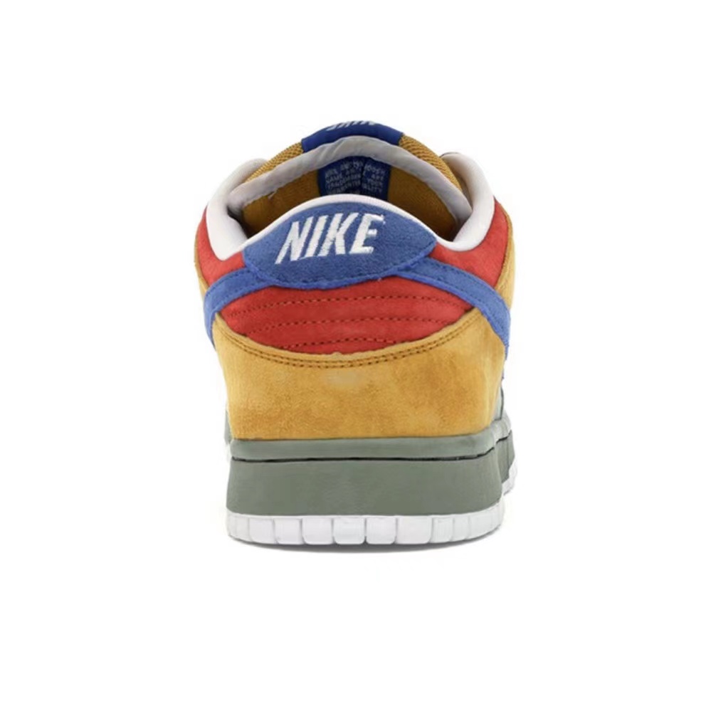 SB Dunk Low Puff N Stuff