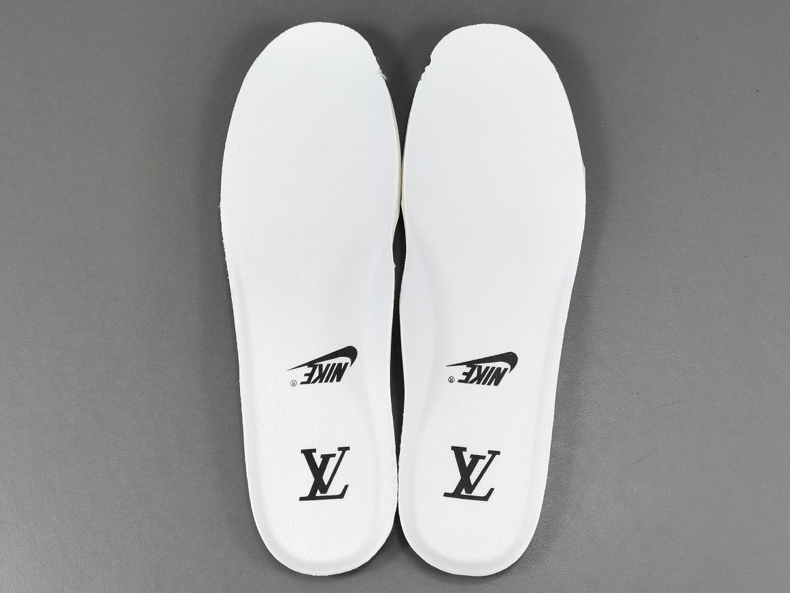 By Virgil Abloh Metallic Gold