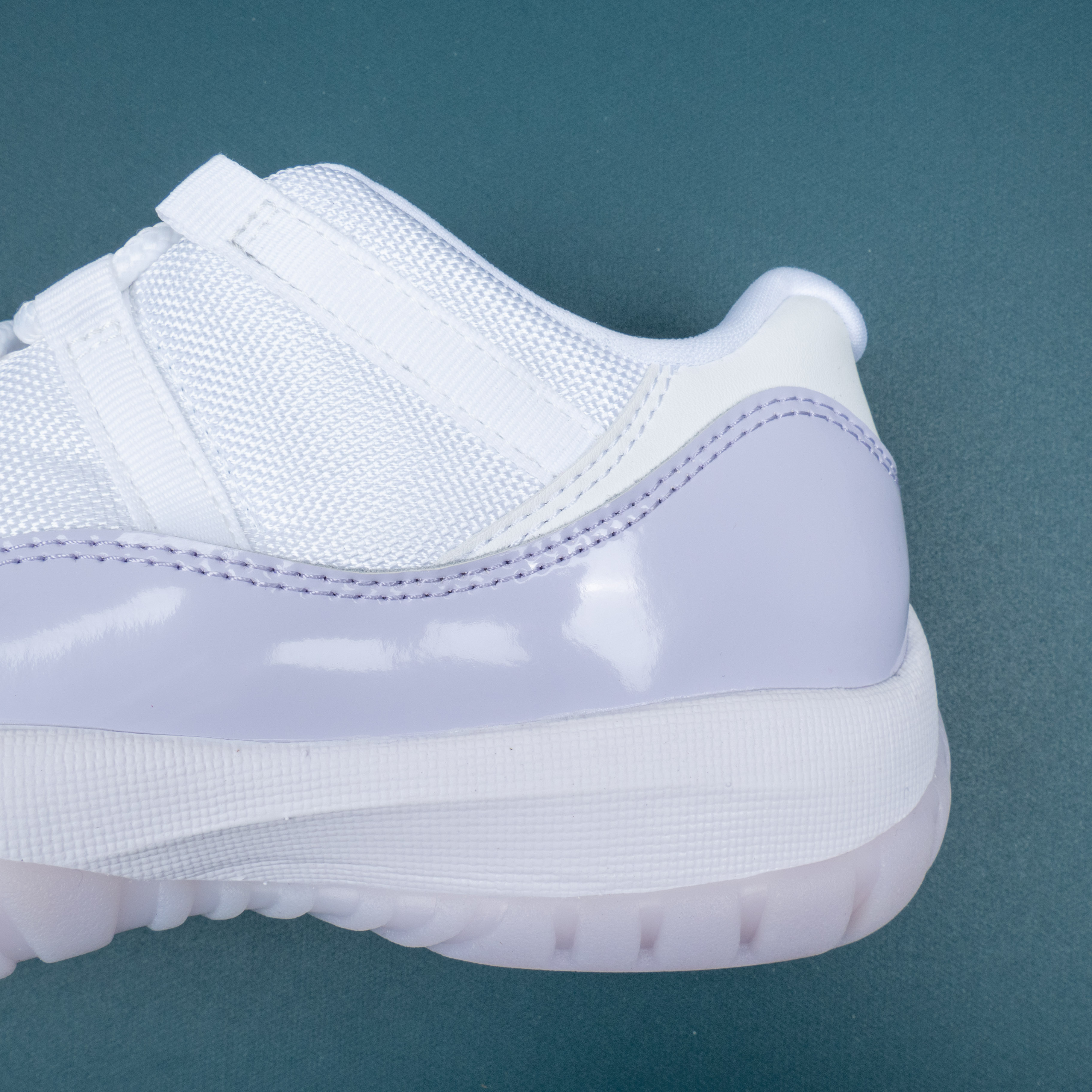 11s Retro Low Pure Violet