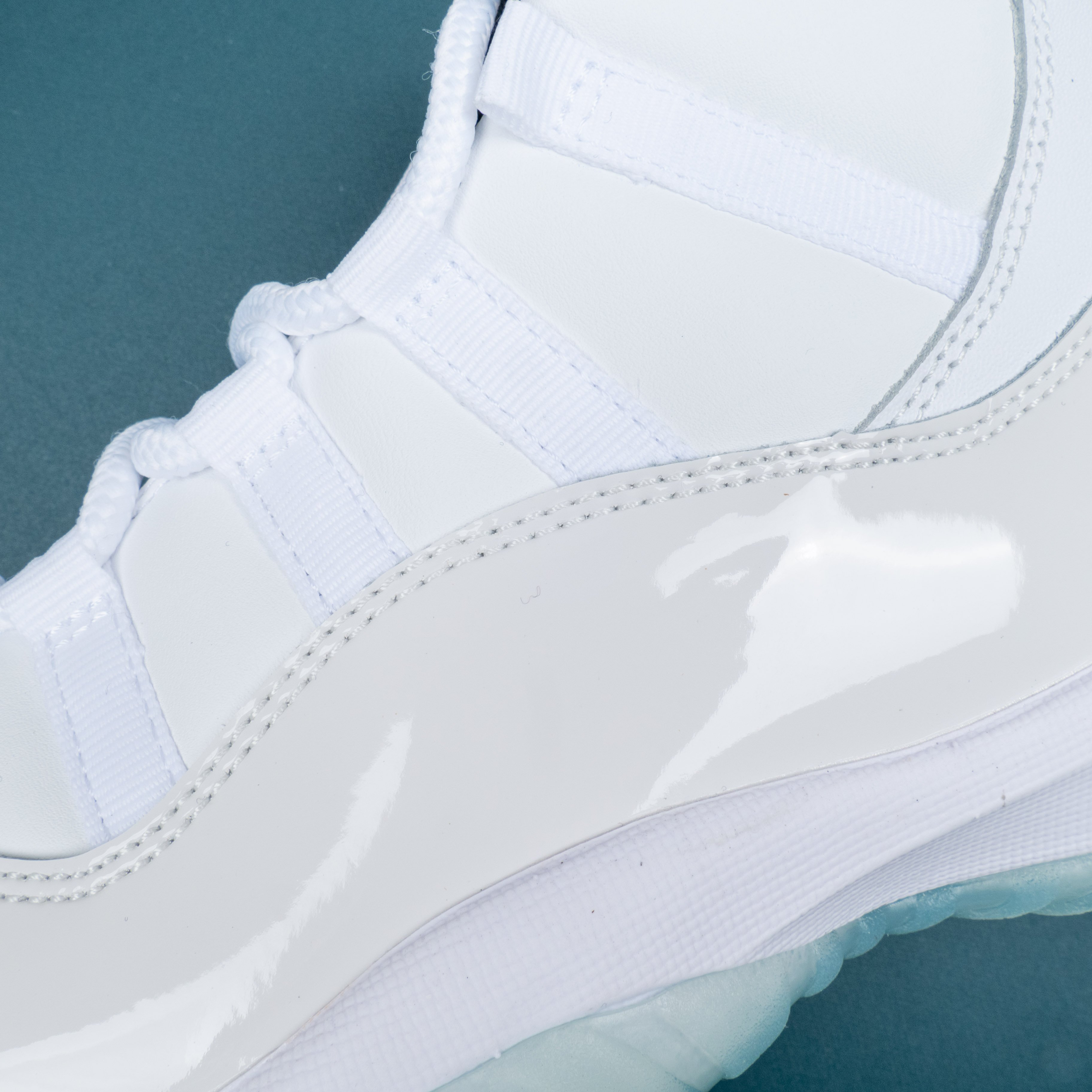 11s Retro Legend Blue (2014)