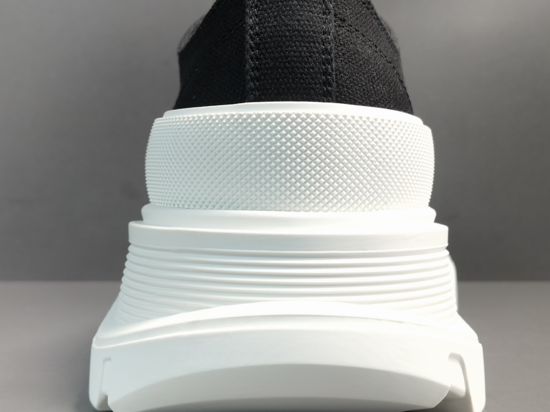 Tread Slick Low Lace Up Black White