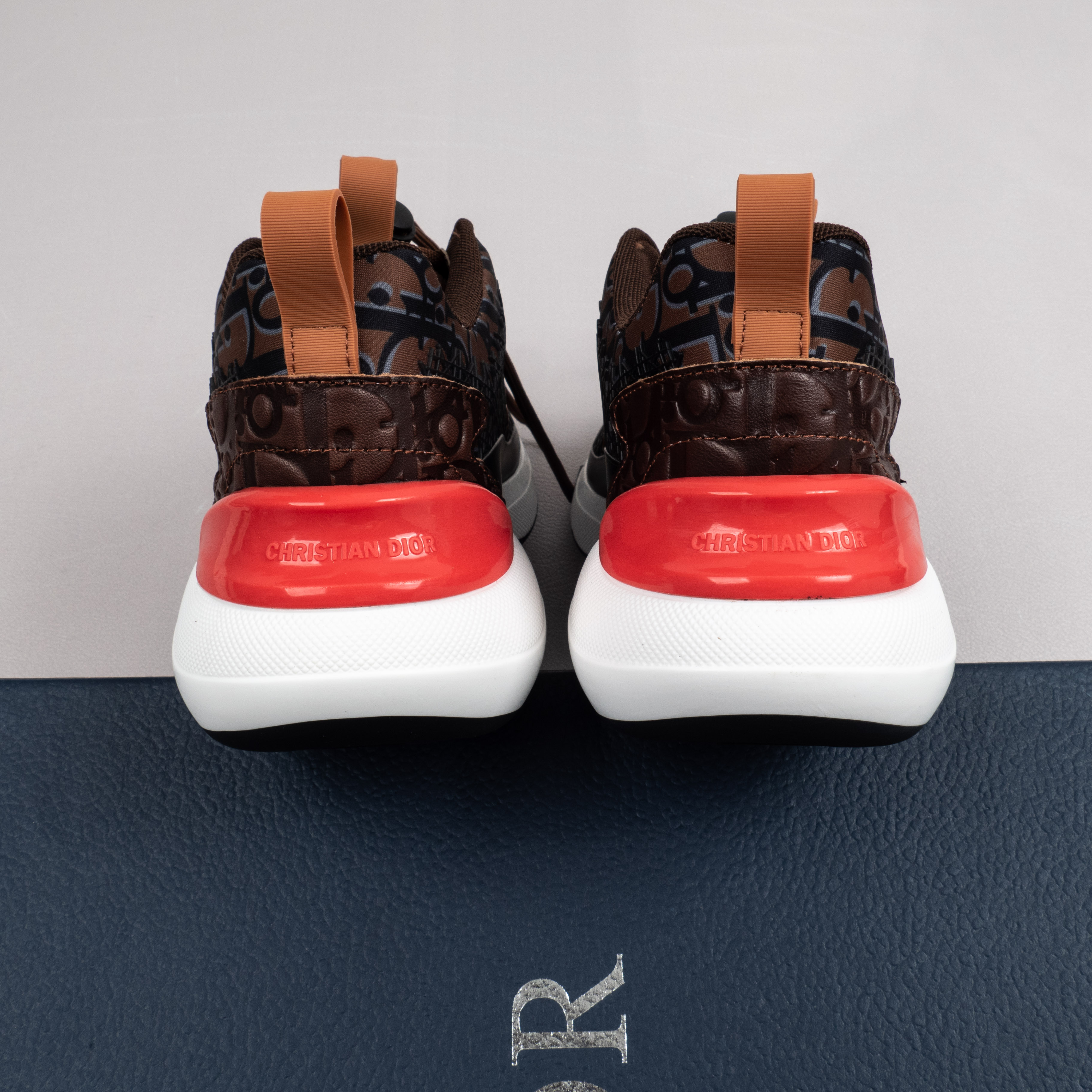 Footwear for men and women DlOR Athleisure dad shoes elasticated lace brown