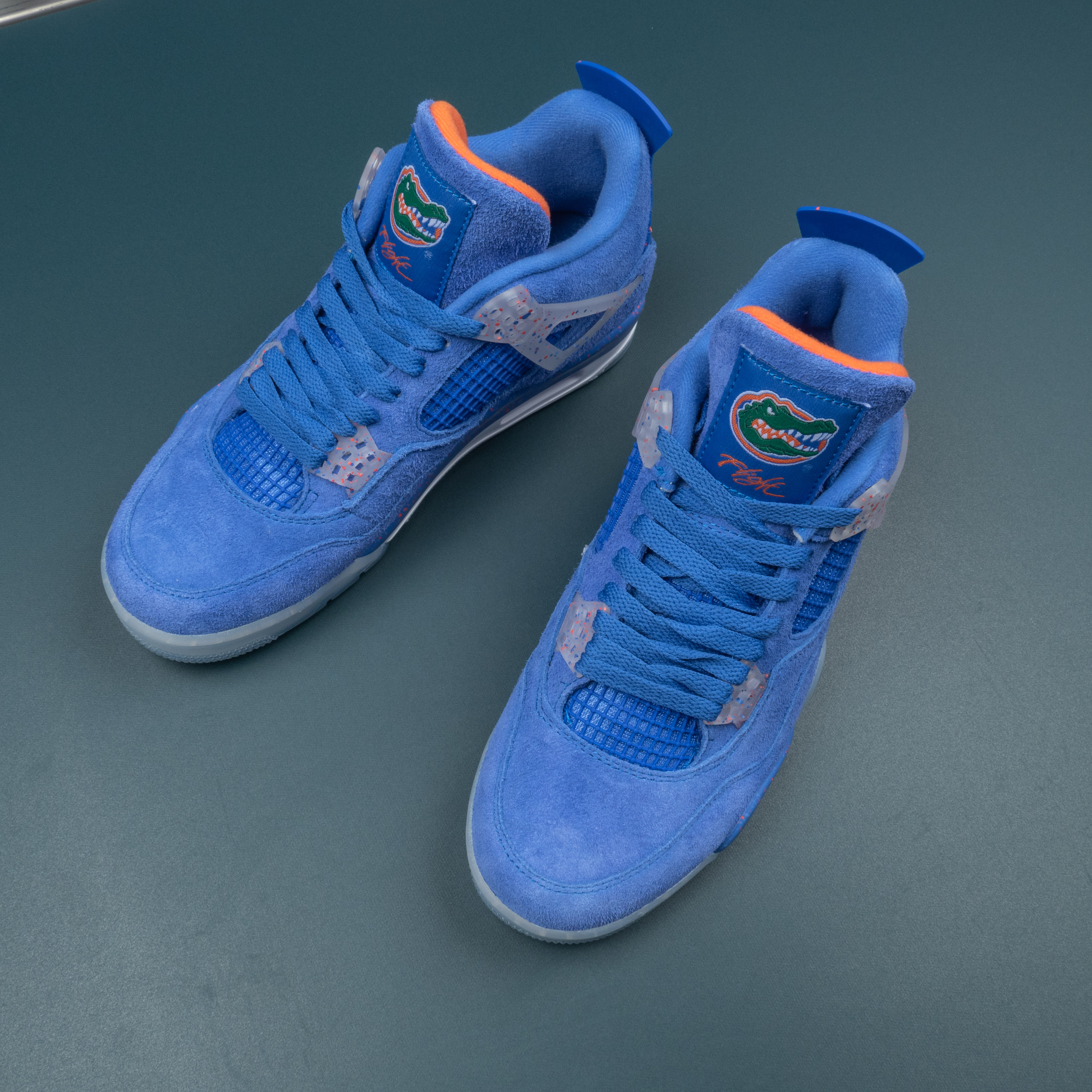 4's RETRO FLIGHT IN BLUE